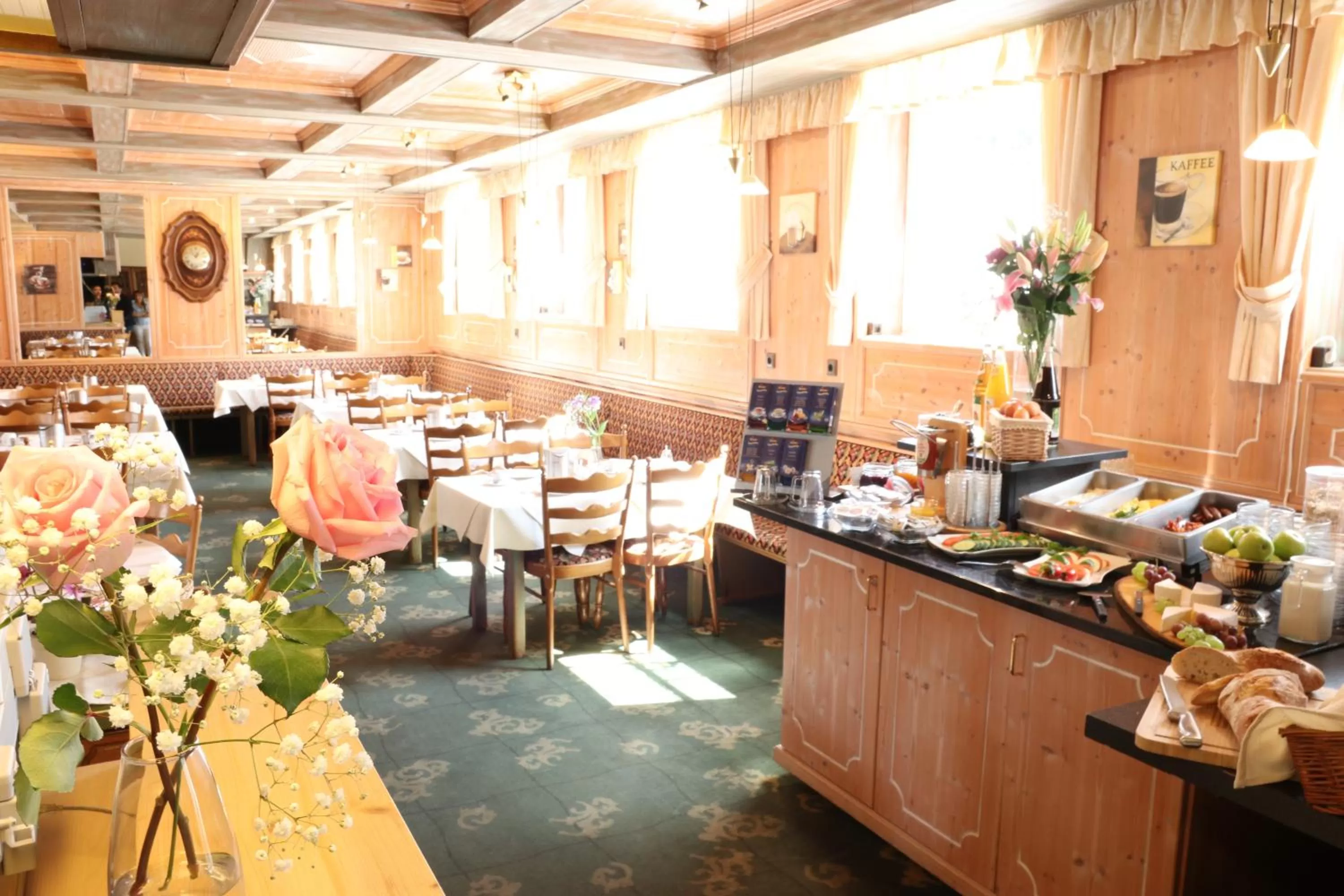 Restaurant/places to eat in Hotel Daucher