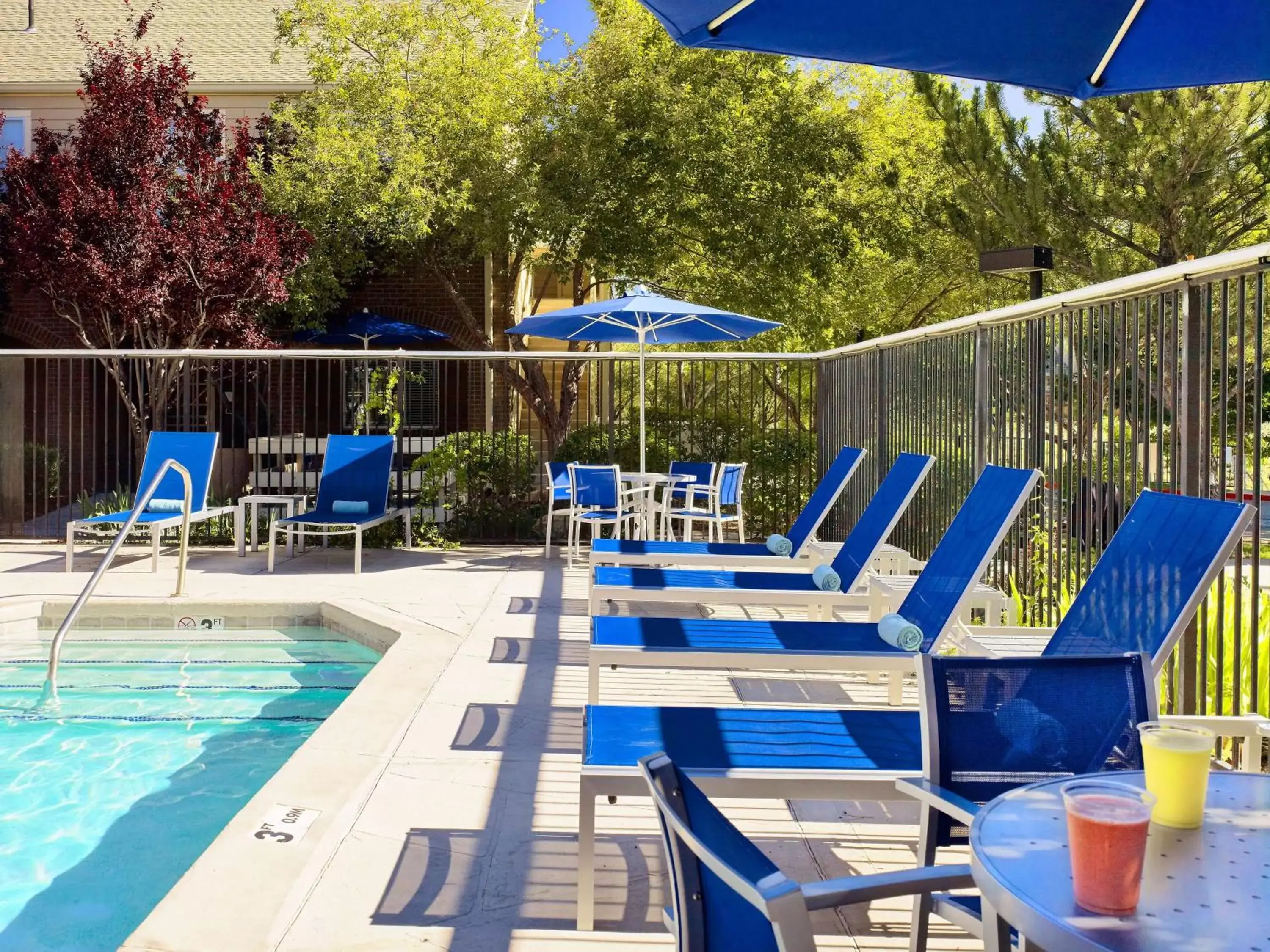 Pool view, Swimming Pool in Sonesta ES Suites Flagstaff