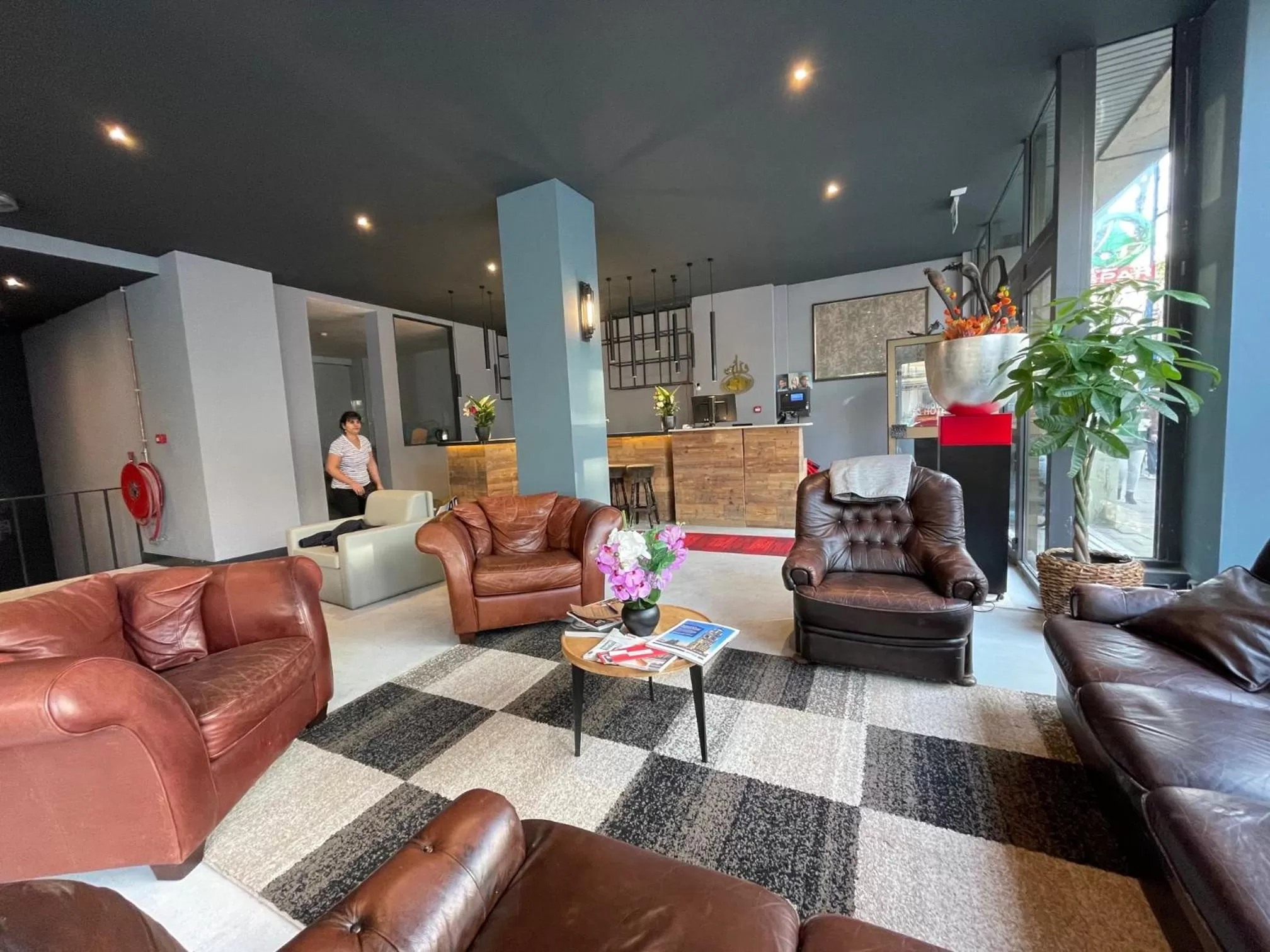 Lobby or reception in H3 Hotel Rotterdam City Center