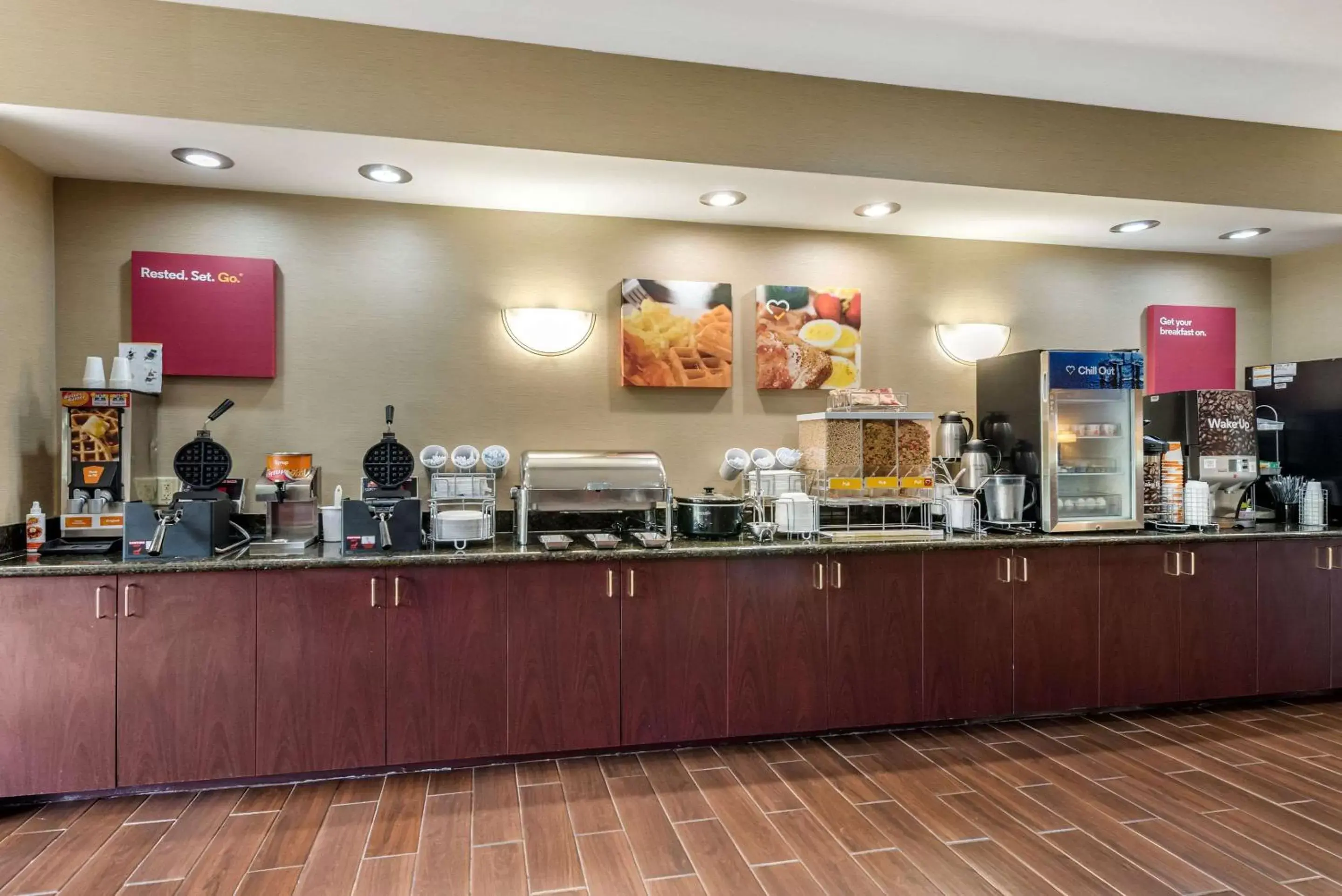 Restaurant/places to eat in Comfort Suites Dayton-Wright Patterson Restaurant/places to eat in Comfort Suites Dayton-Wright Patterson
