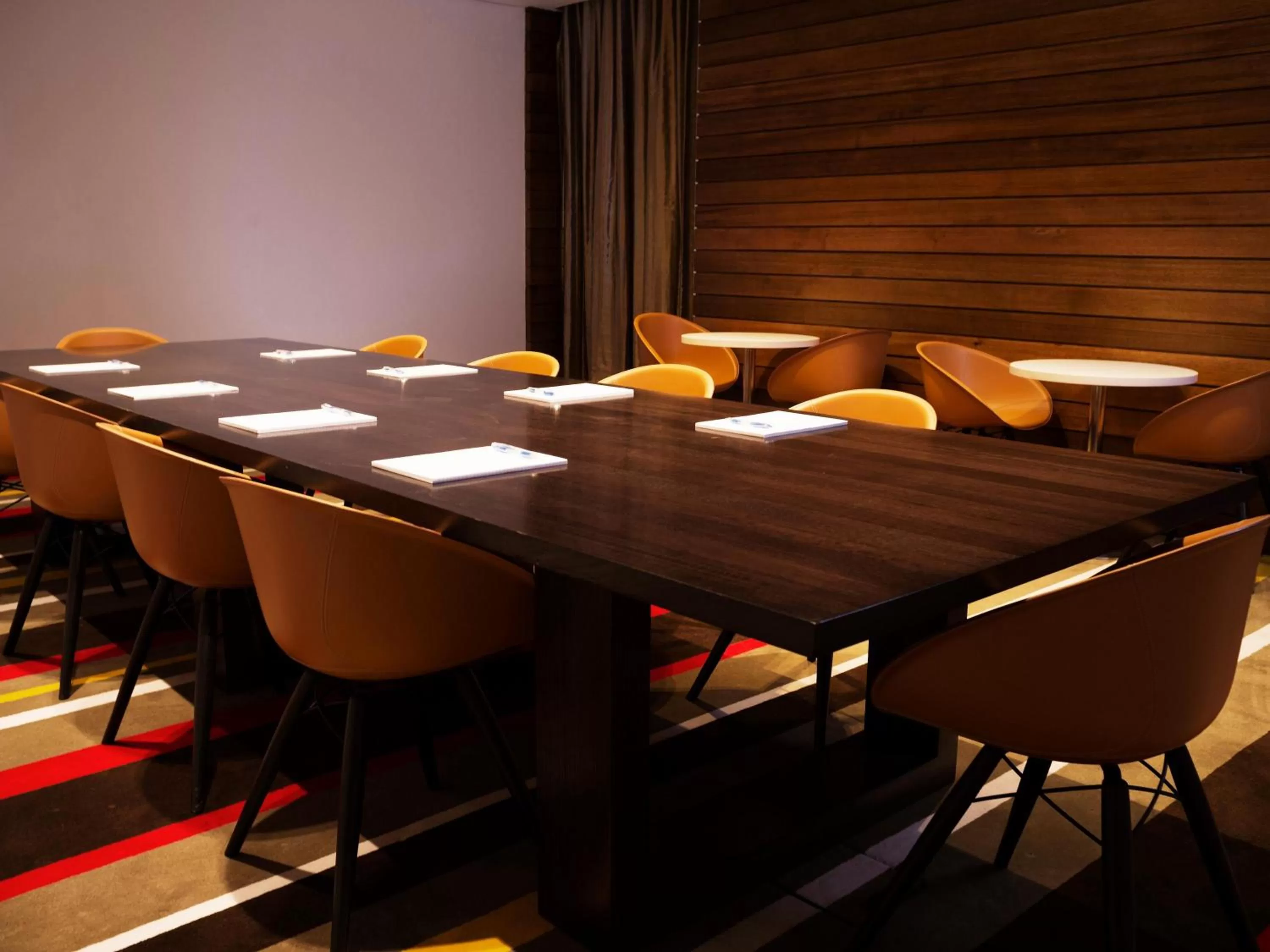 Meeting/conference room in Holiday Inn Express Port Moresby by IHG
