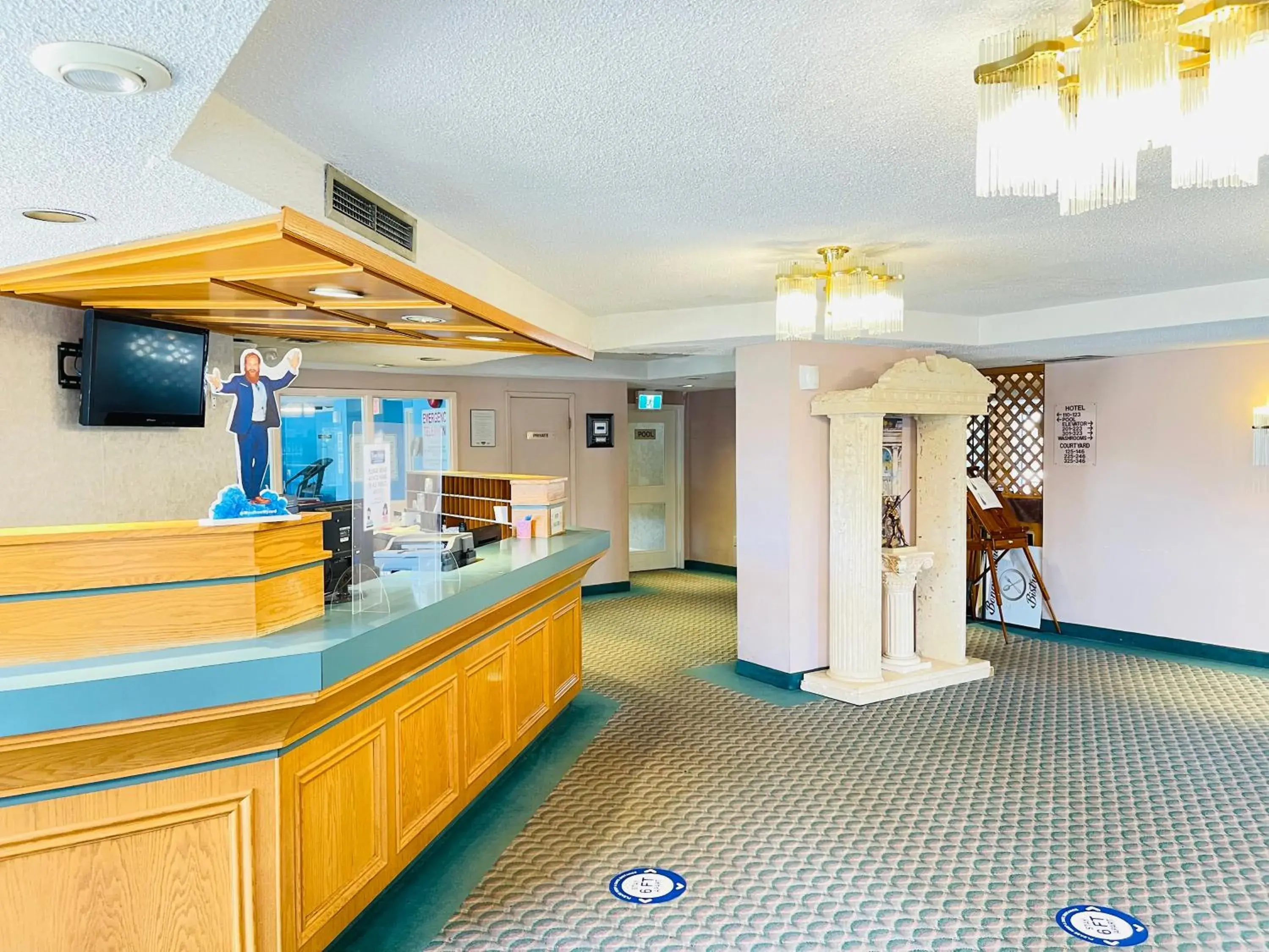 Lobby or reception in Travelodge by Wyndham Niagara Falls Lundys Lane