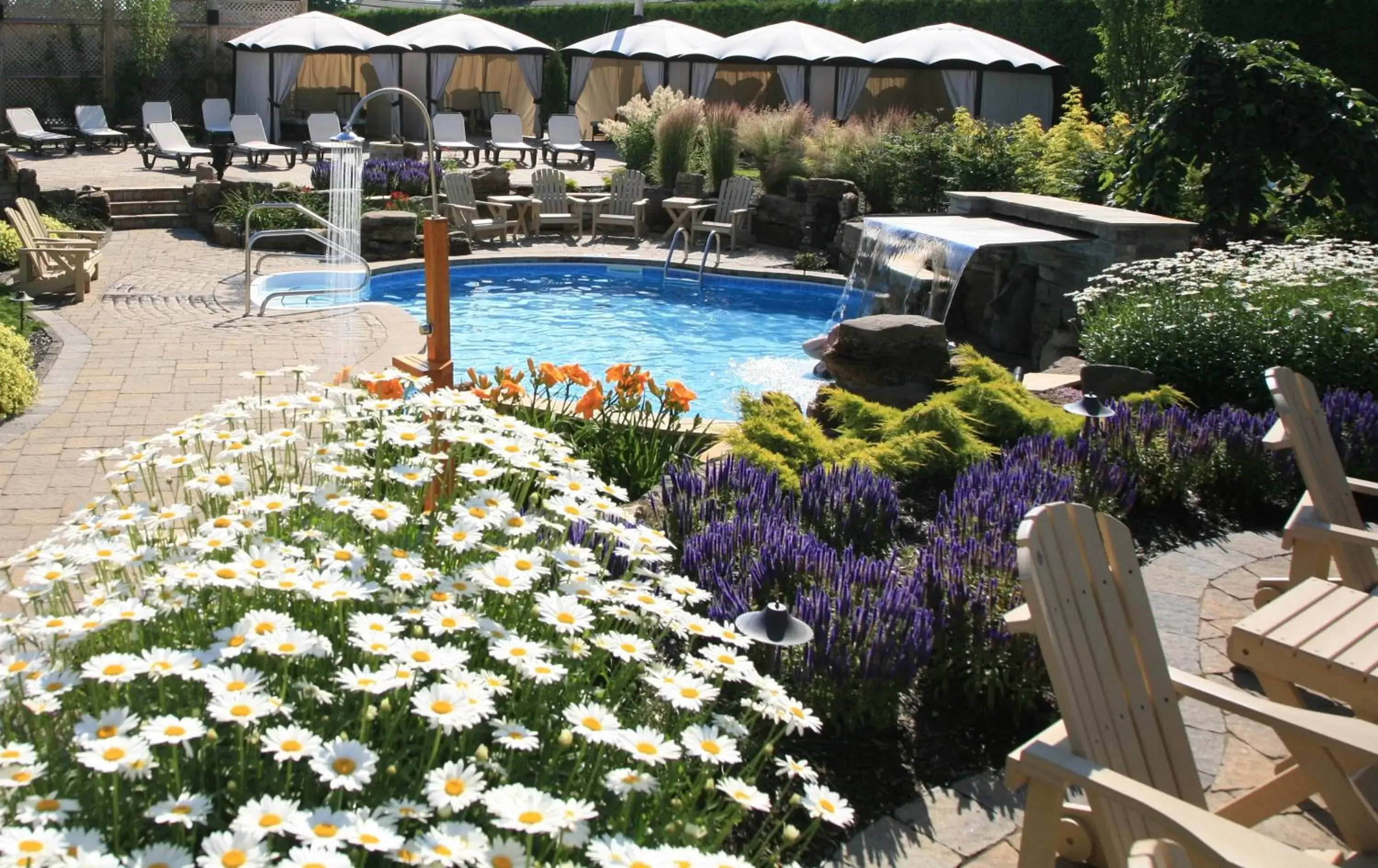 Pool view, Swimming Pool in Auberge Godefroy