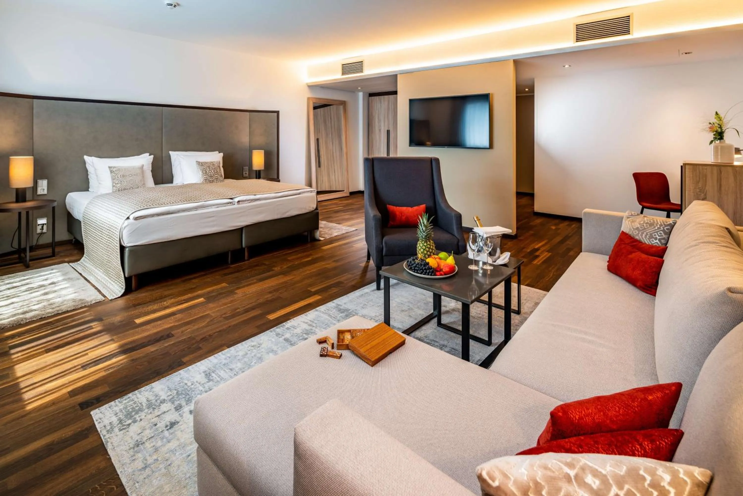 Bedroom, Bed in Park Plaza Trier