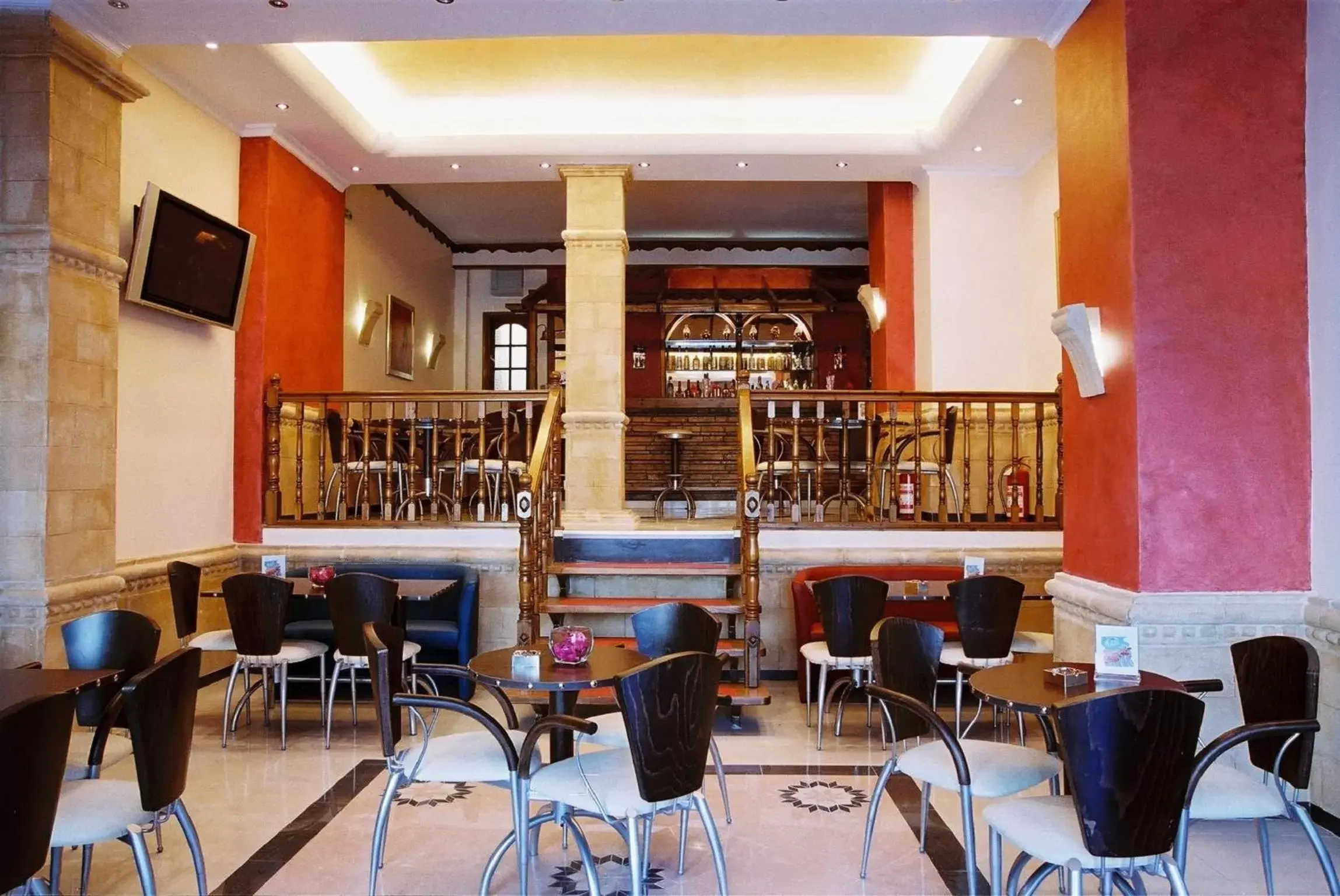 Lounge or bar in Argo Hotel Piraeus Lounge or bar in Argo Hotel Piraeus