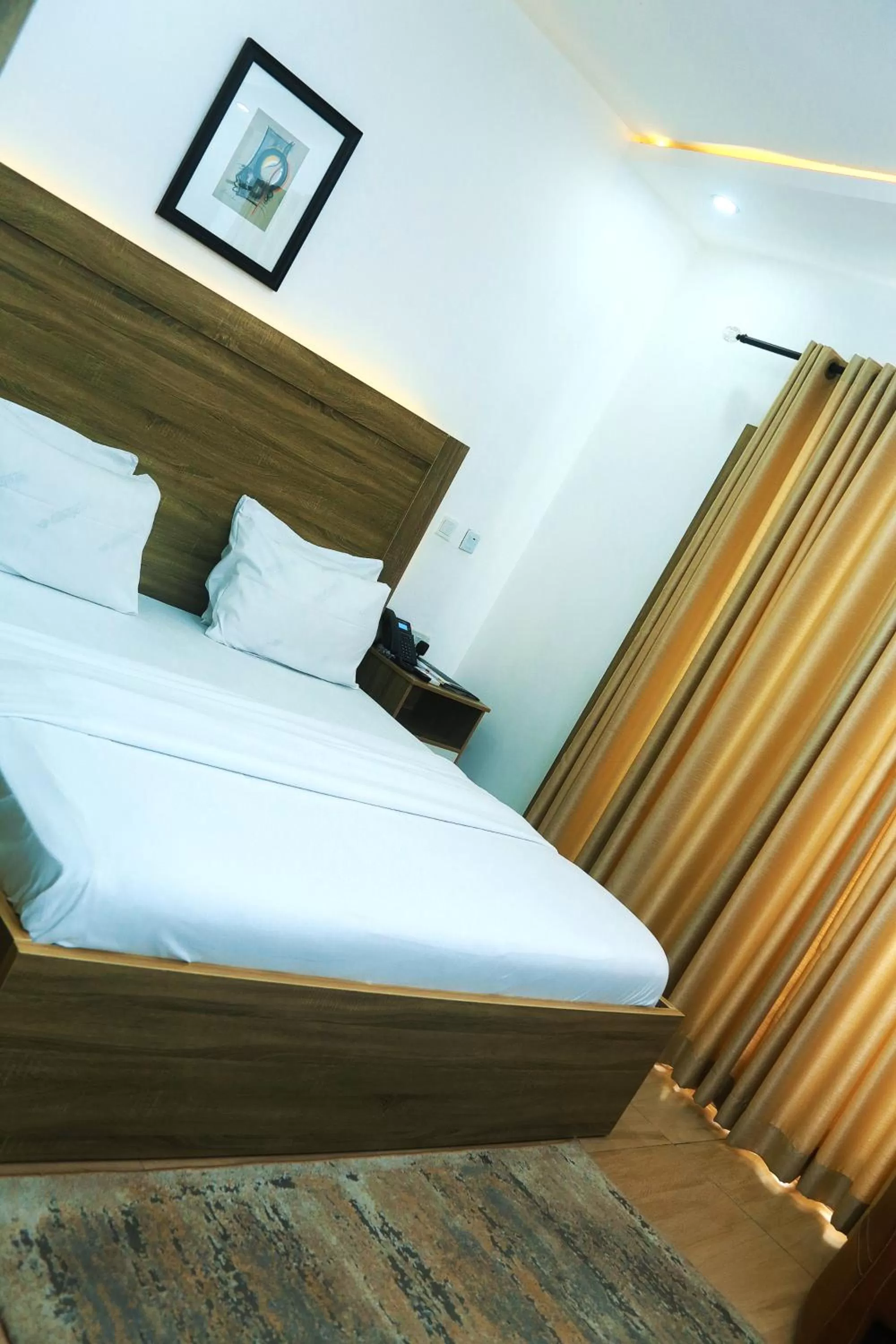 Bed in Hotel Capitol