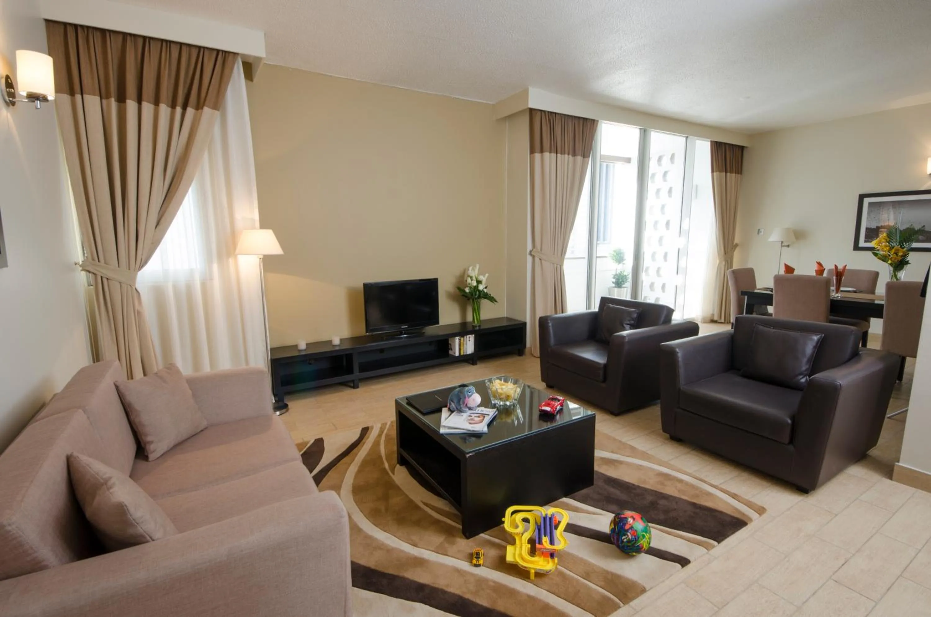 Deluxe Two-Bedroom Apartment in The Apartments, Dubai World Trade Centre