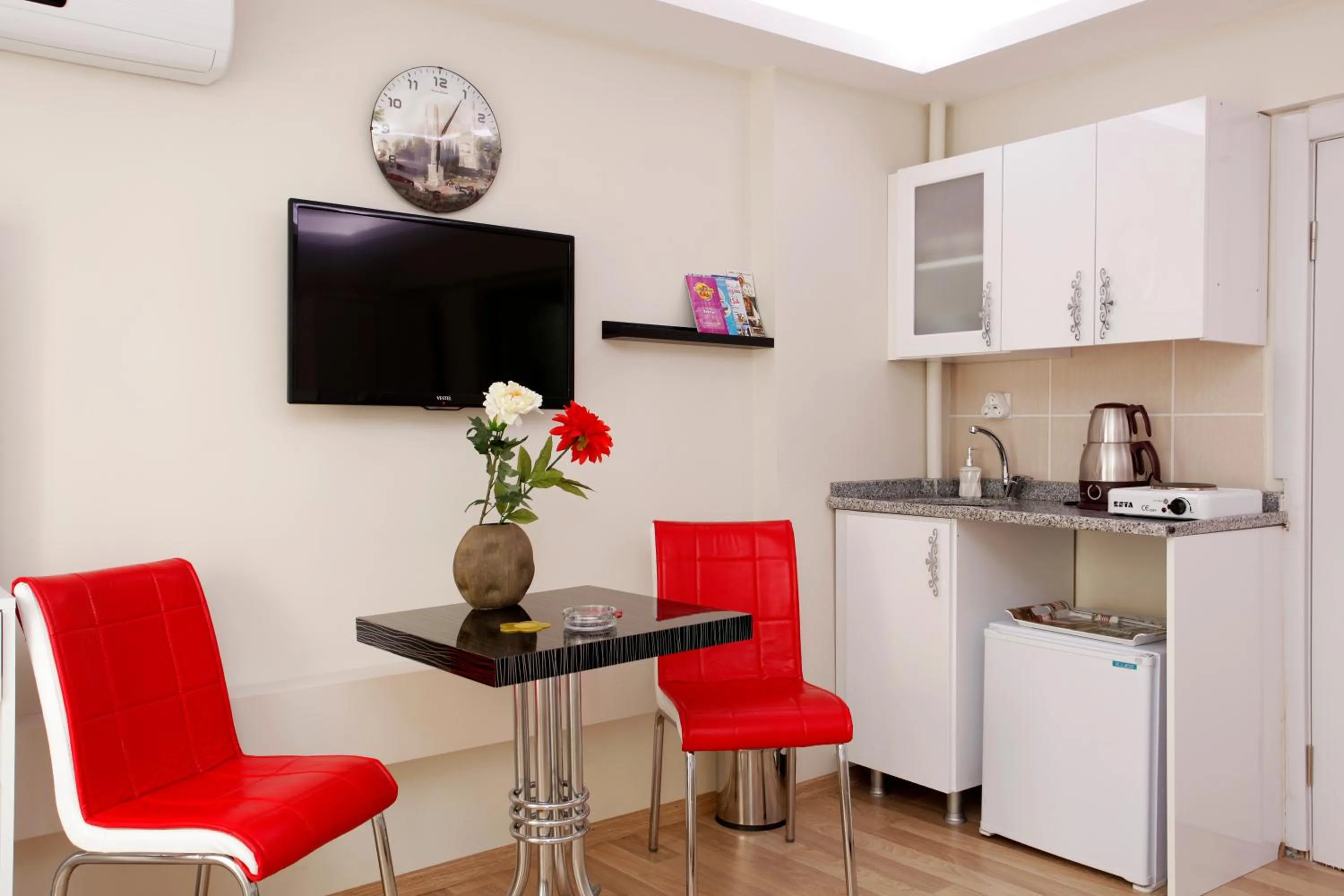 Kitchen or kitchenette, Kitchen/Kitchenette in Taksim Istiklal Suites