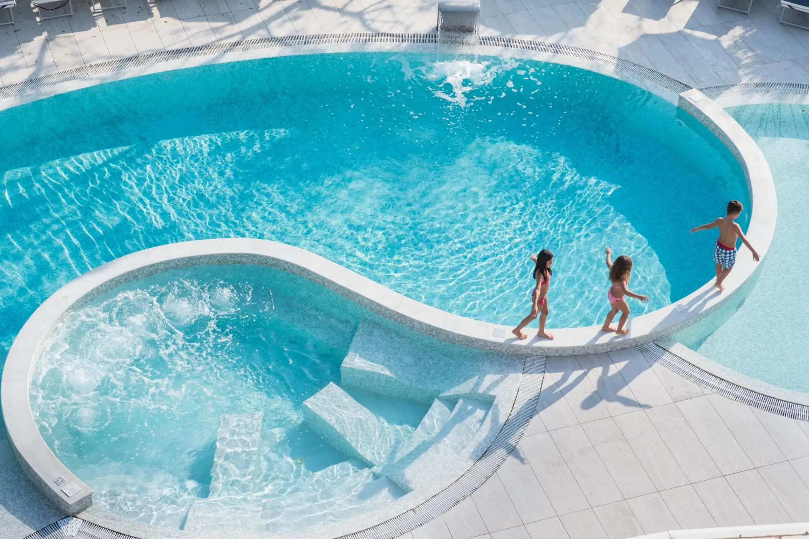 Swimming Pool in Blu Suite Hotel