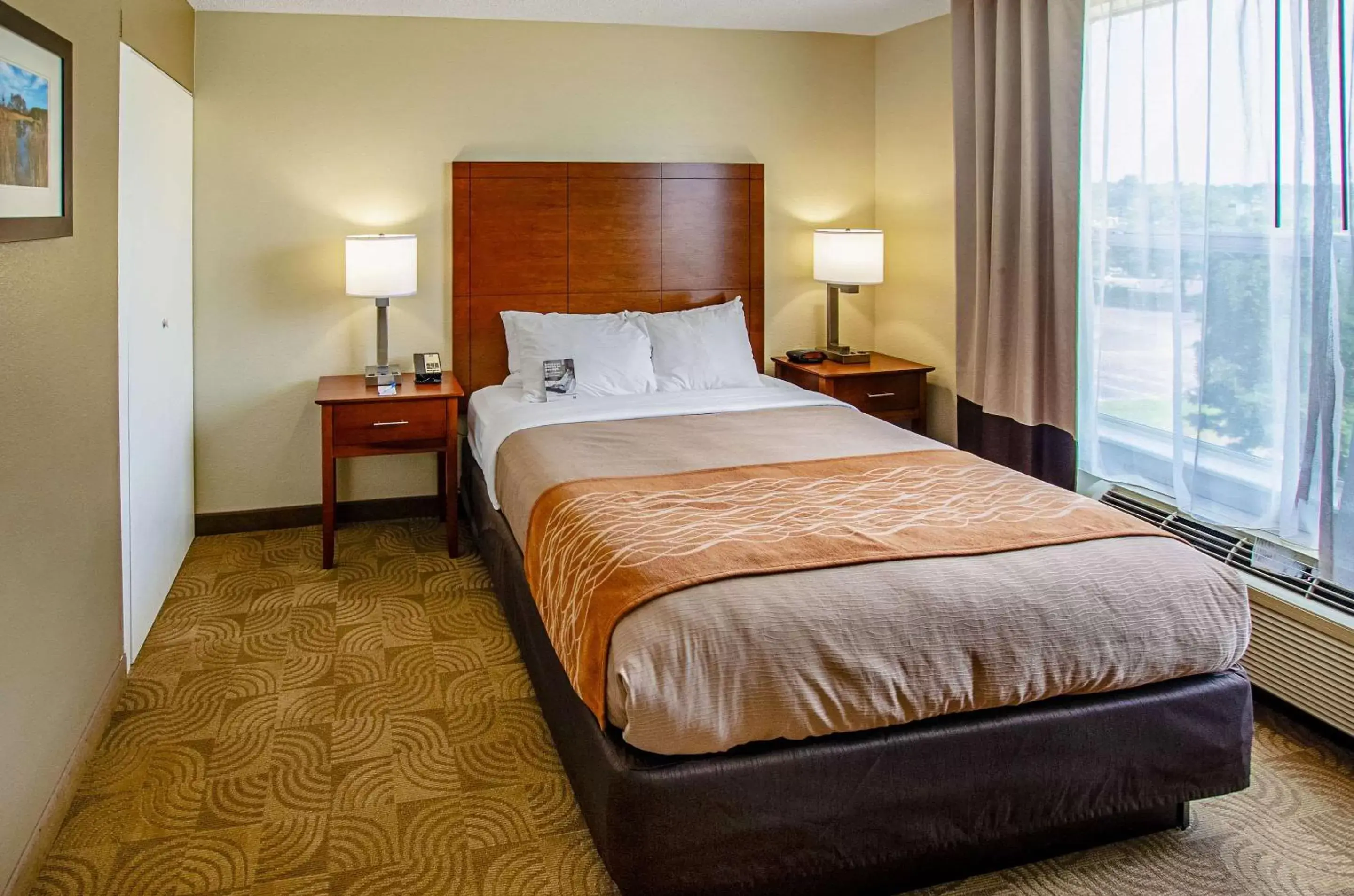 Bedroom, Bed in Comfort Inn & Suites Santee