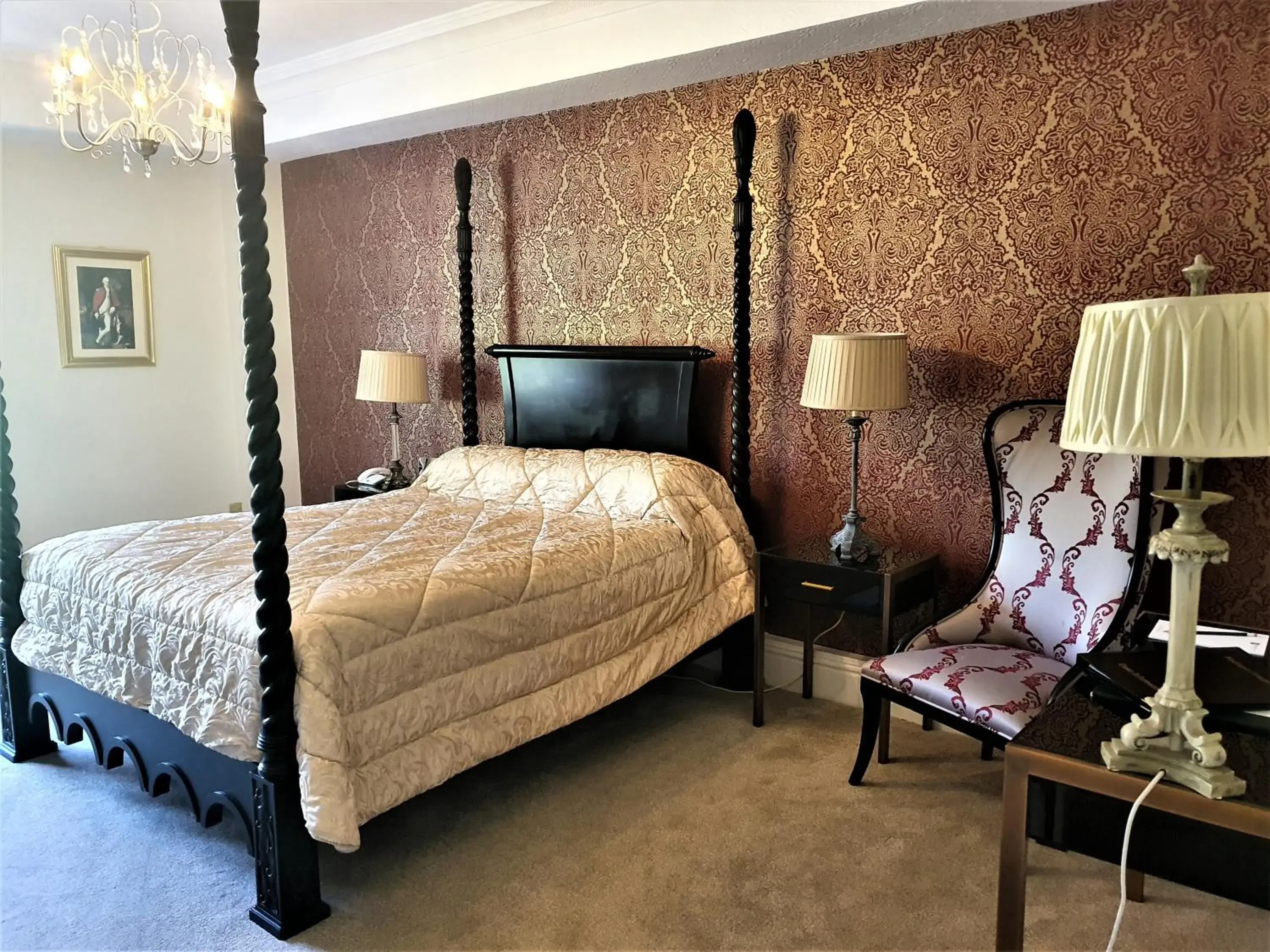 Bed in Nuthurst Grange Country House Hotel & Restaurant