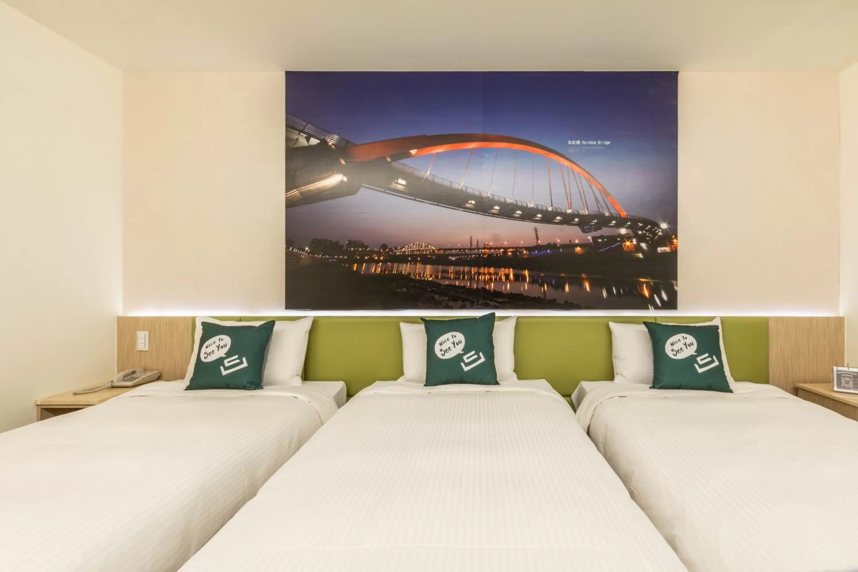 Photo of the whole room, Bed in CU Hotel Taipei