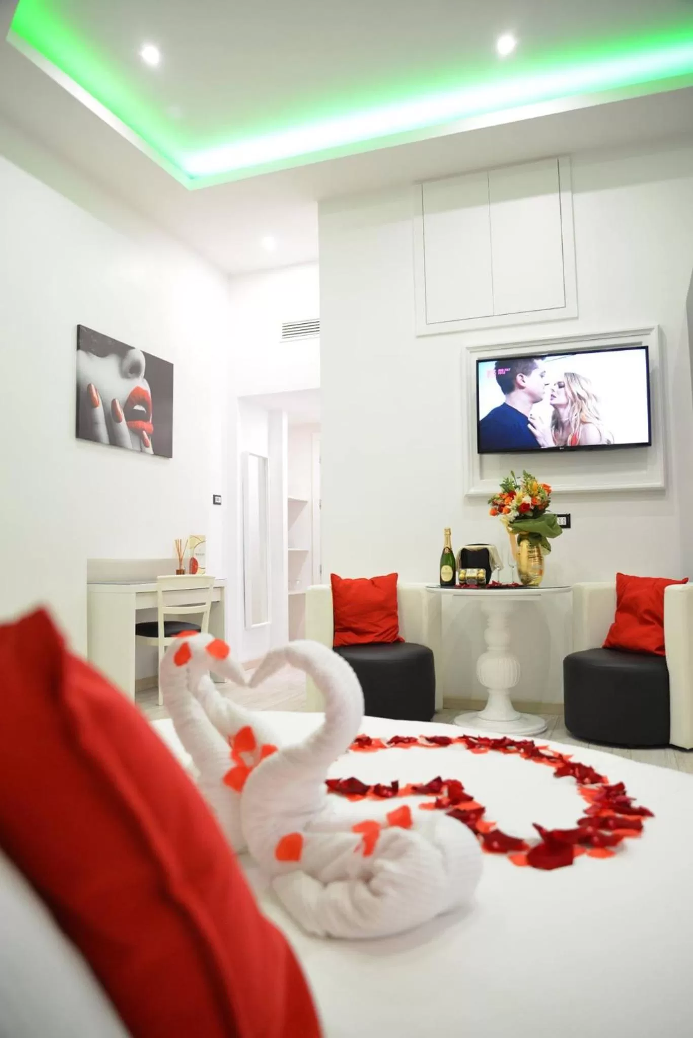 Bed in Escape Luxury Suite - CA Domus Collection