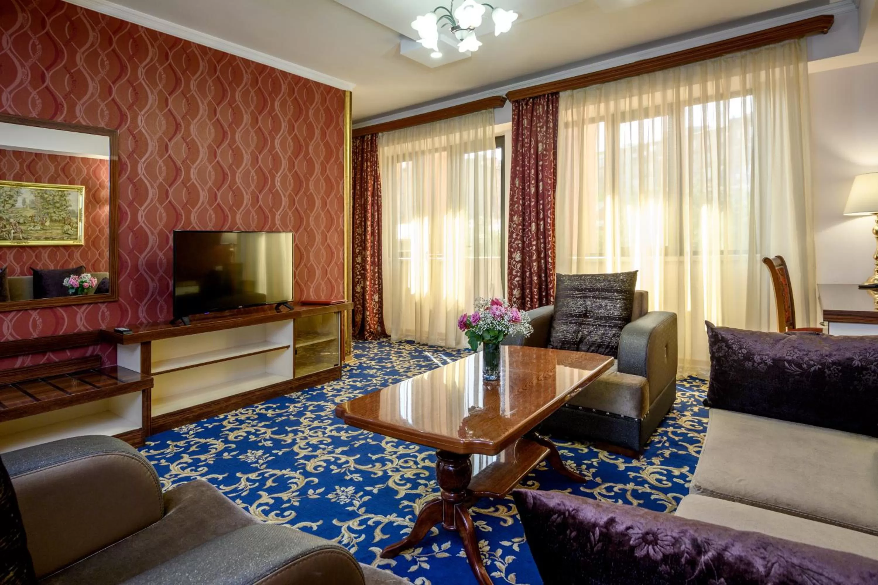Living room in Royal Plaza by Stellar Hotels, Yerevan
