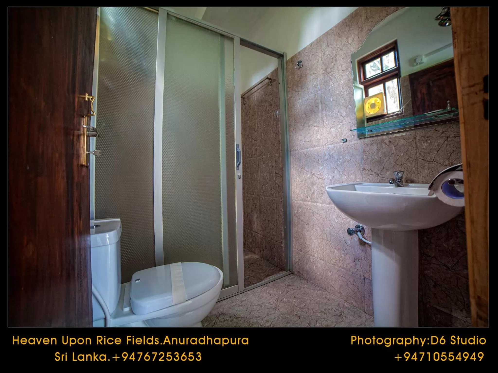 Bathroom in Heaven Upon Rice Fields