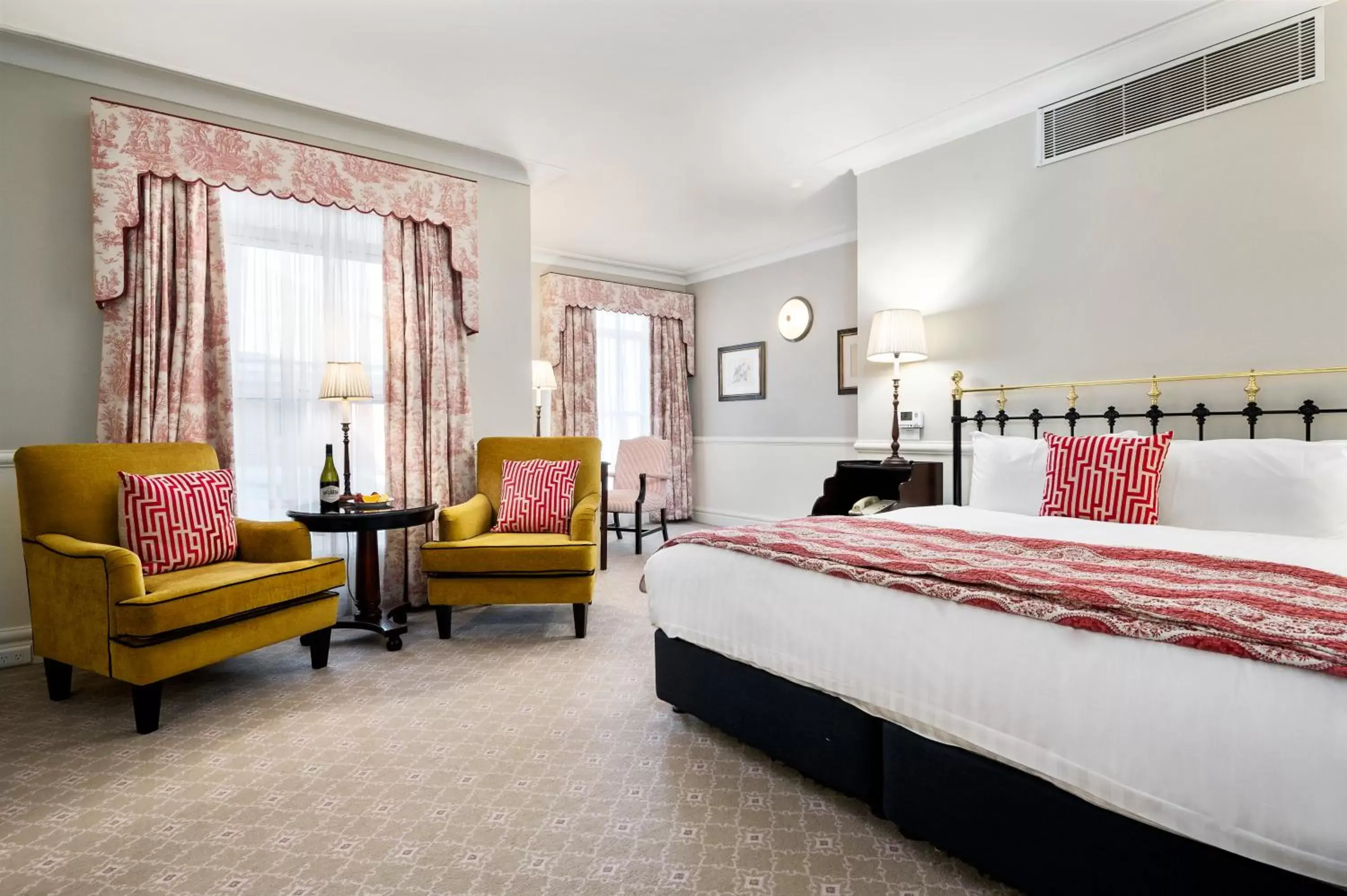 Grand Double Room in Lilianfels Blue Mountains Resort & Spa