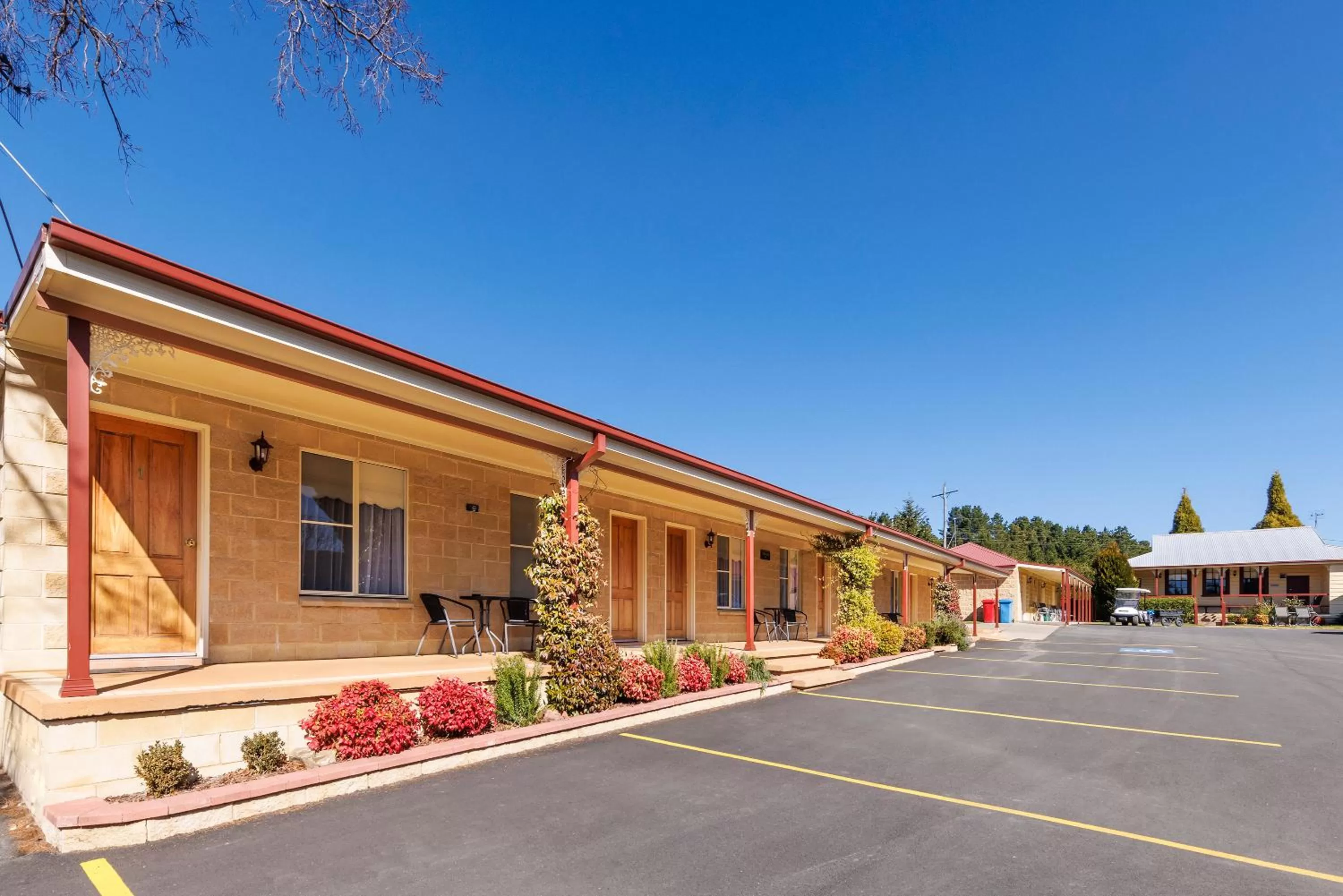 Property building in Black Gold Motel