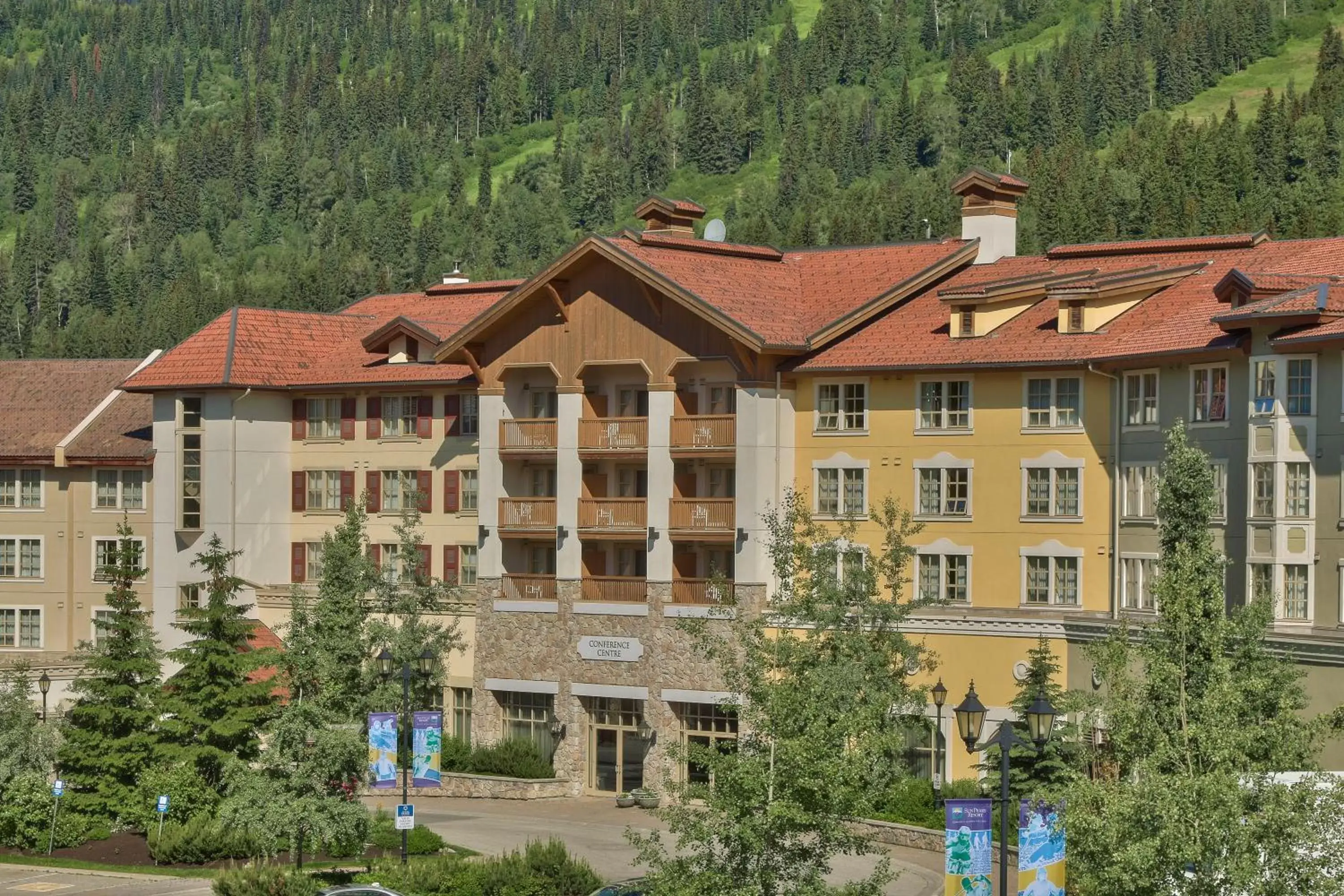Facade/entrance, Property Building in Sun Peaks Grand Hotel & Conference Centre