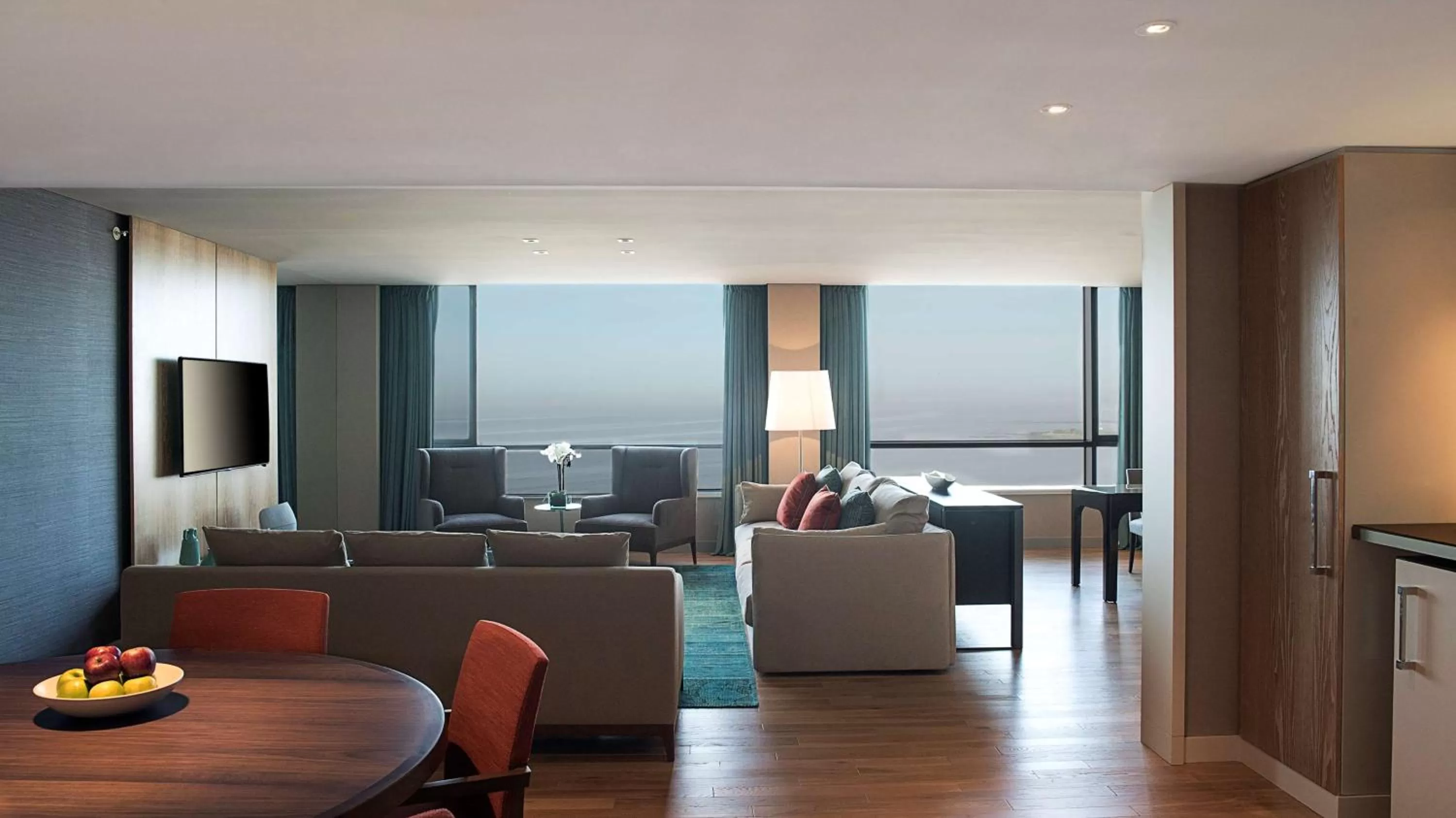 Photo of the whole room in Hyatt Centric Montevideo