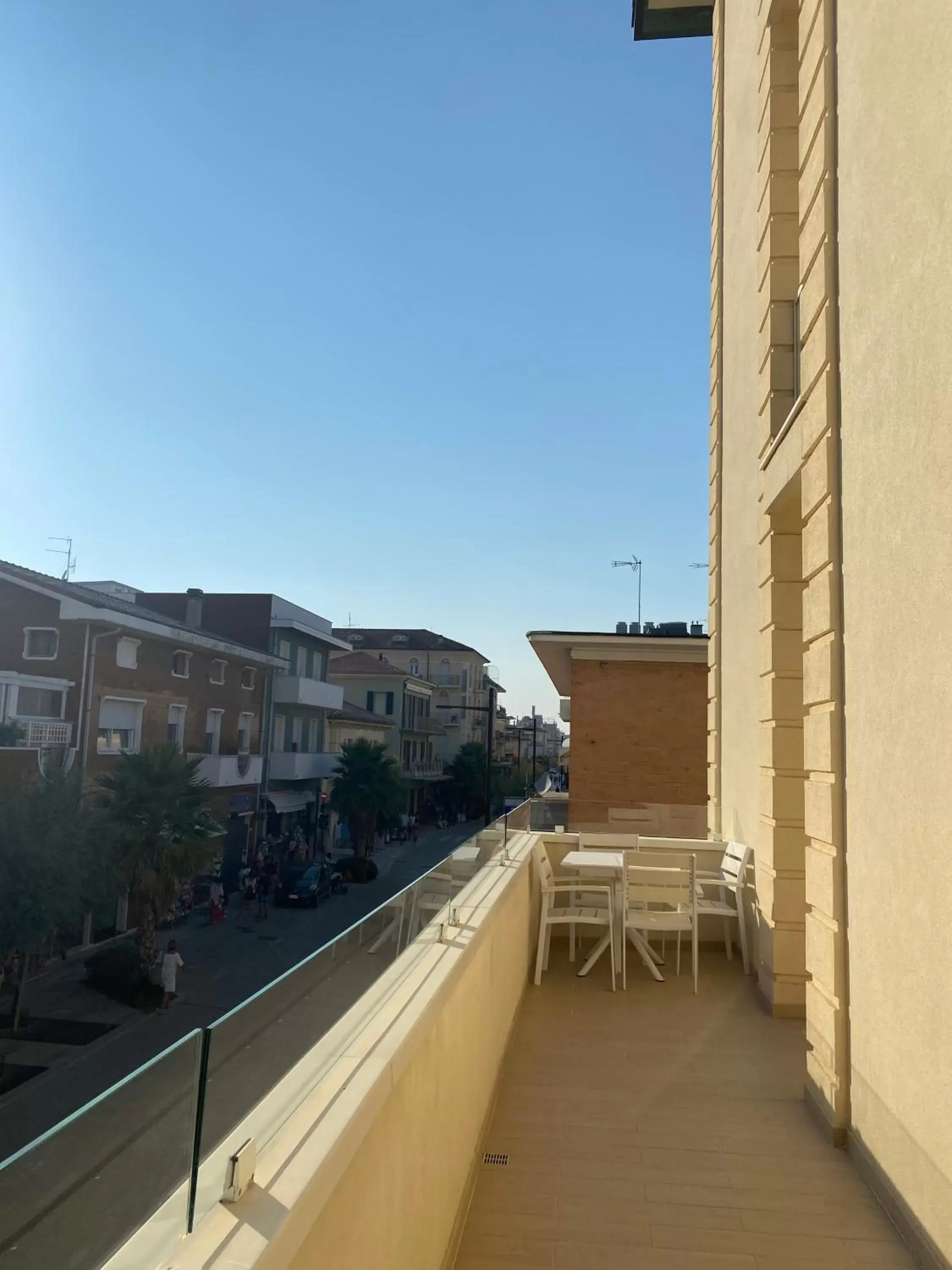 Balcony/Terrace in Marina Beach Suite Hotel