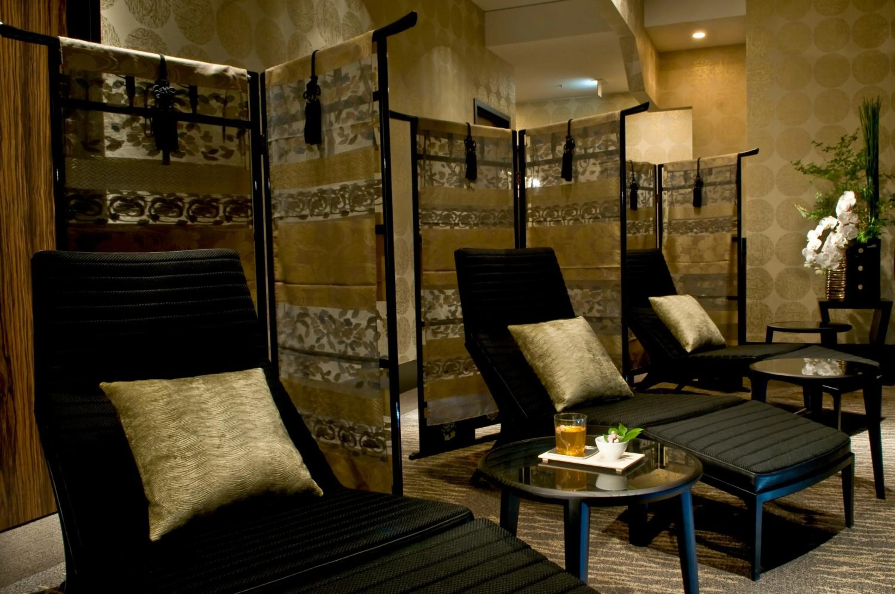 Spa and wellness centre/facilities in The Capitol Hotel Tokyu