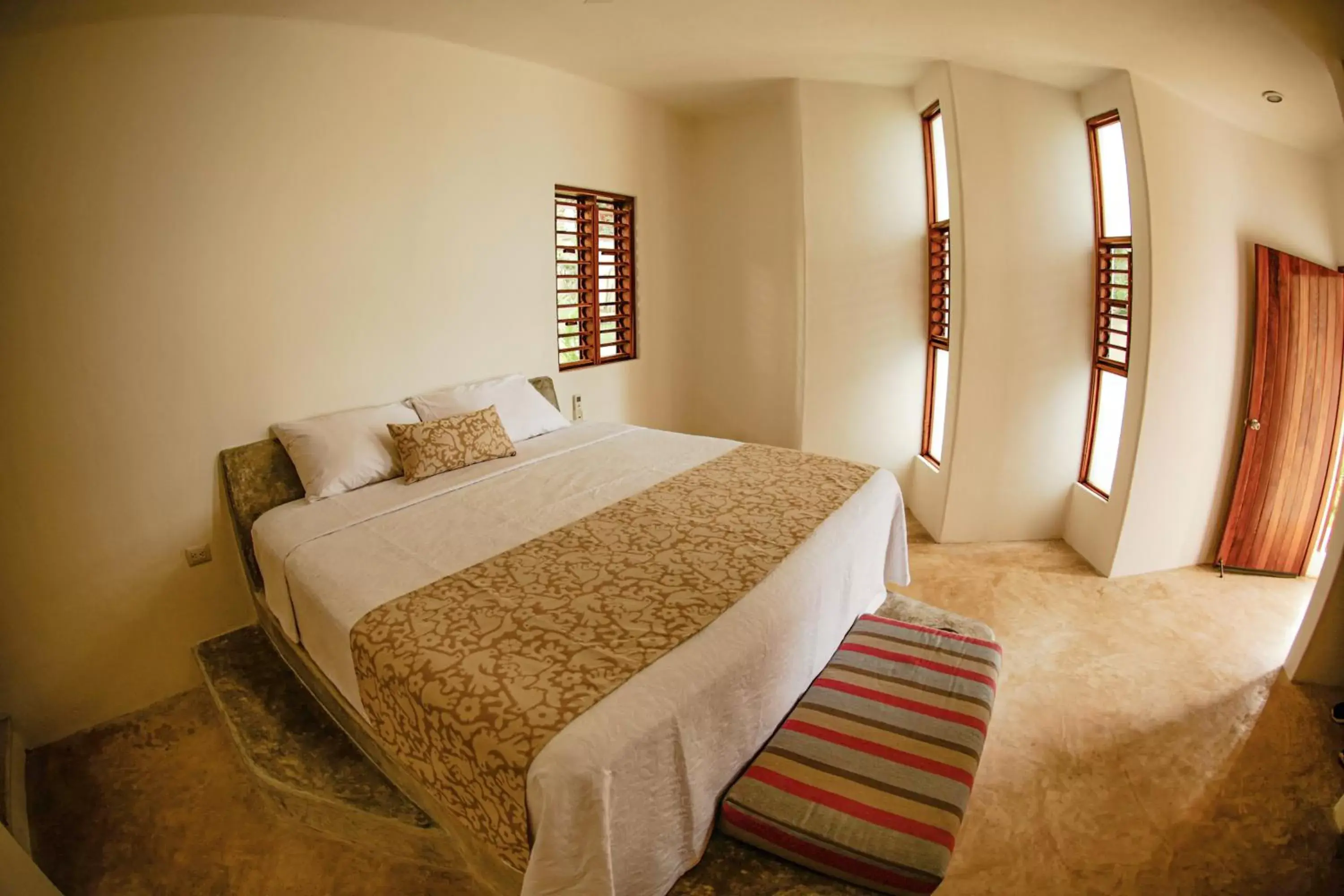 Bedroom, Bed in Mi Kasa Tu Kasa Bacalar by Nah Hotels
