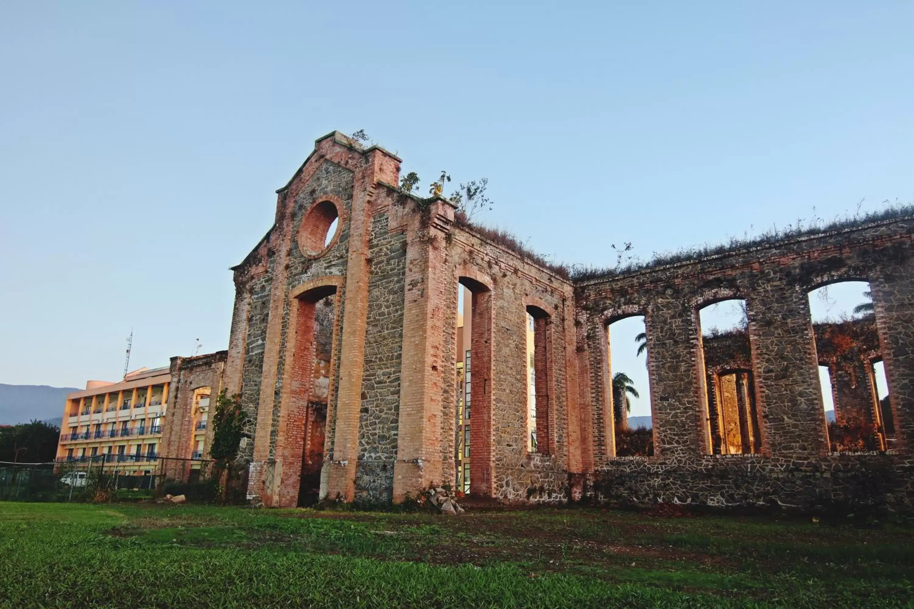 Garden, Property Building in Samba Angra dos Reis