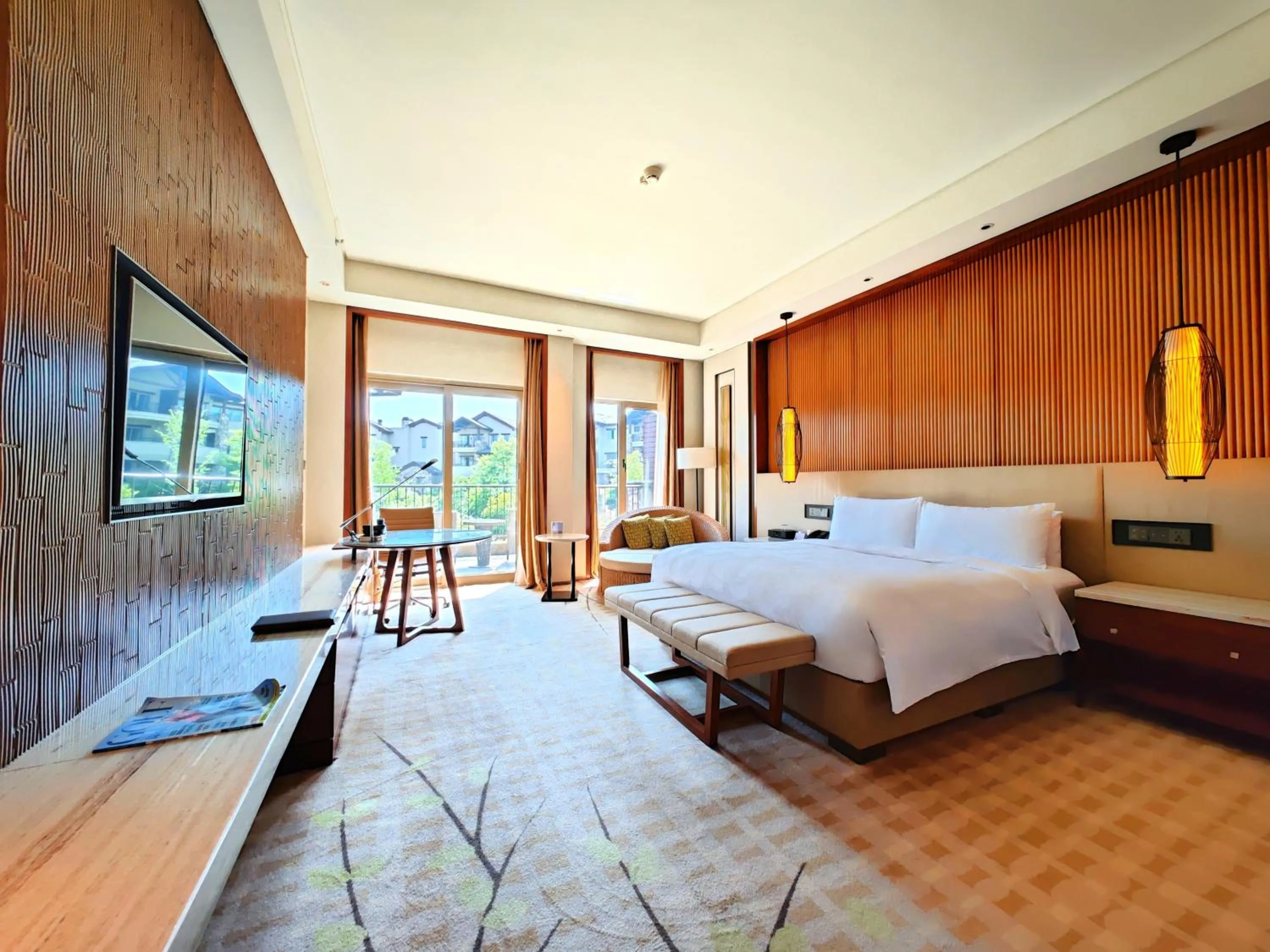 Photo of the whole room, Bed in JW Marriott Hotel Zhejiang Anji
