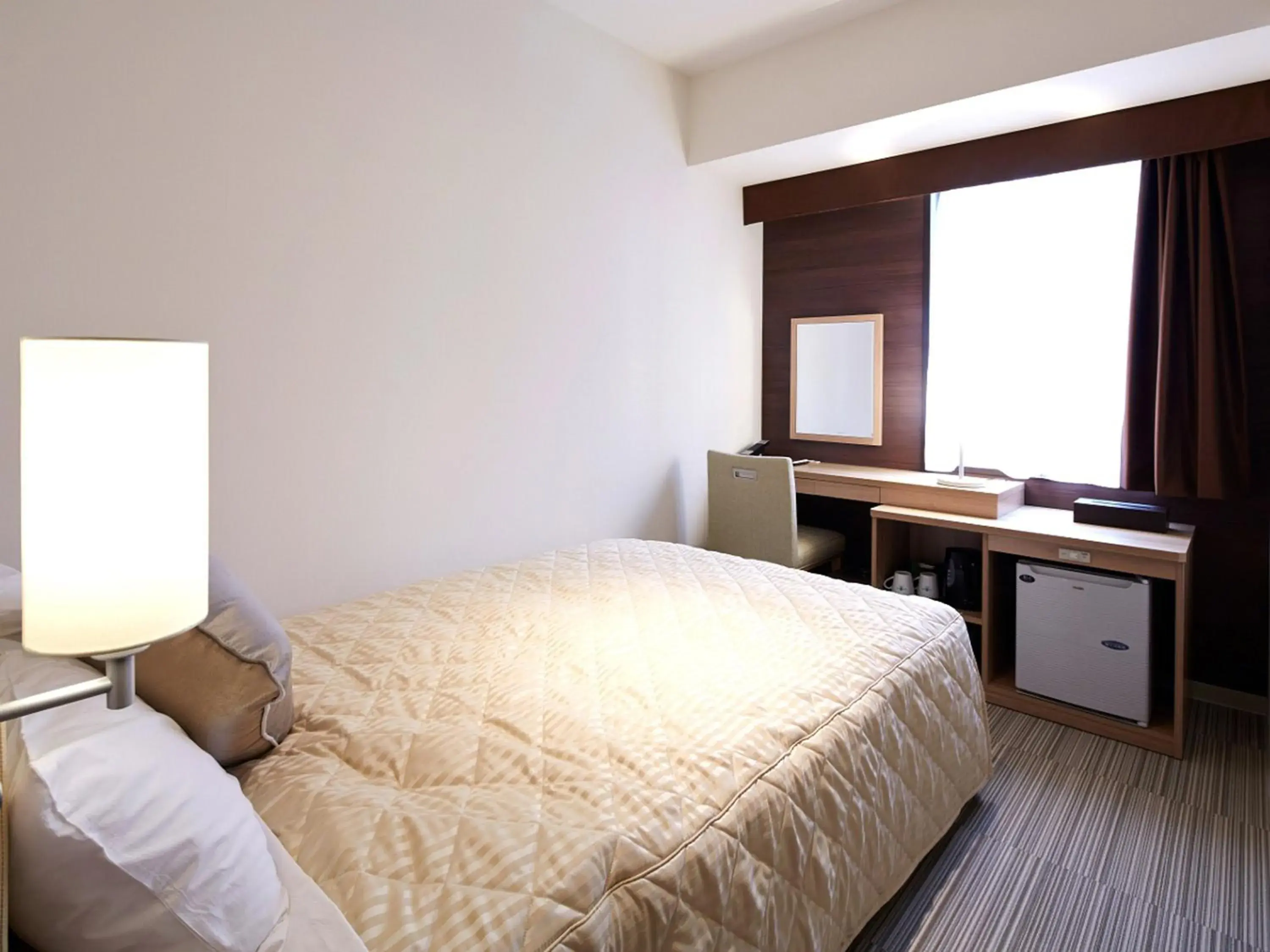 Photo of the whole room, Bed in UNIZO INN Kobe Sannomiya