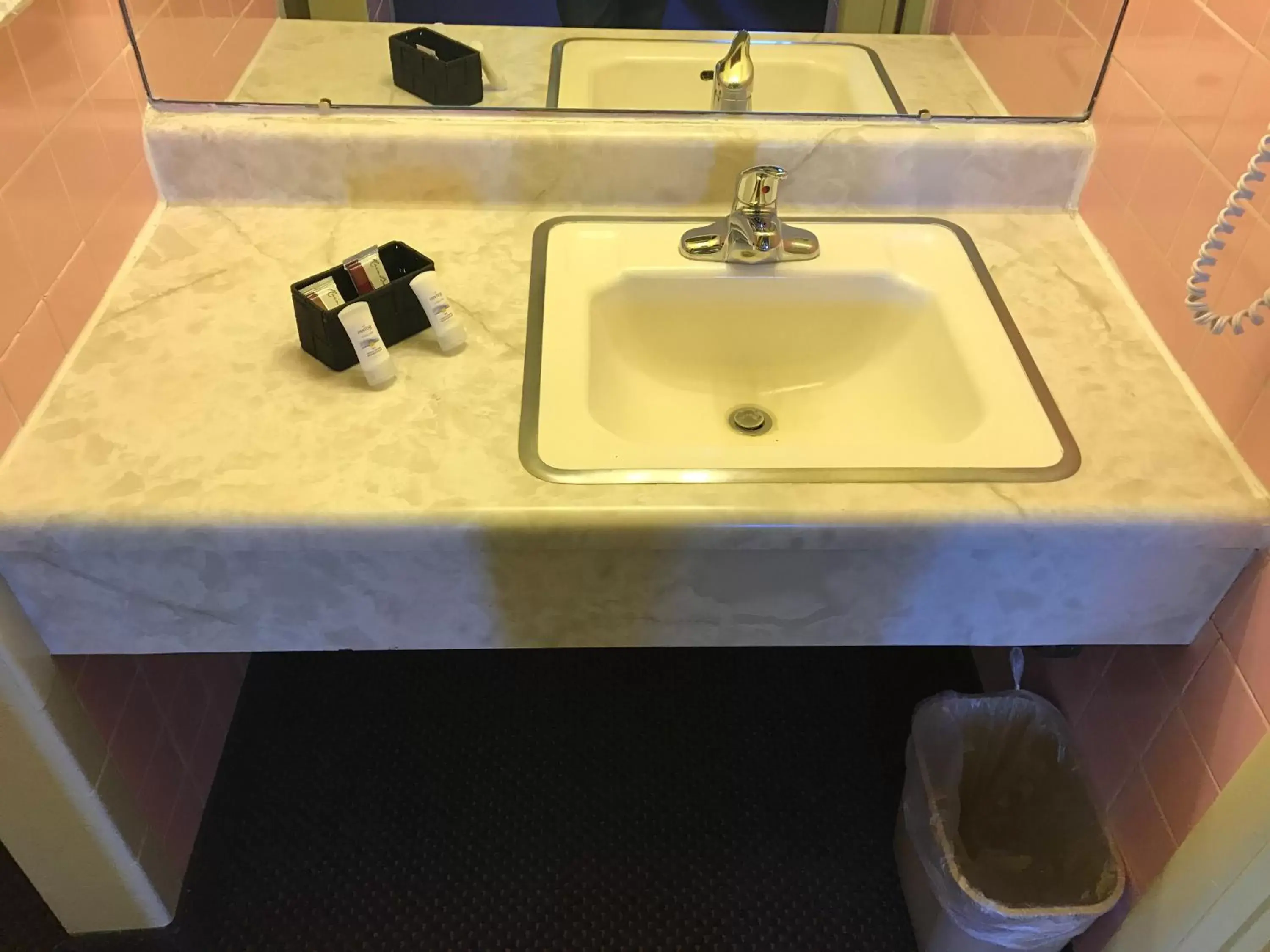 Bathroom in Shamrock Country Inn