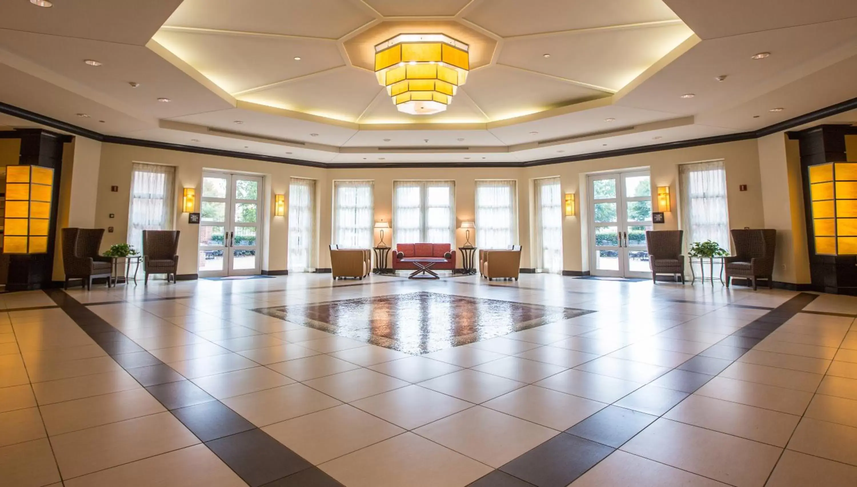 Property building in Hotel Capstone Property building in Hotel Capstone