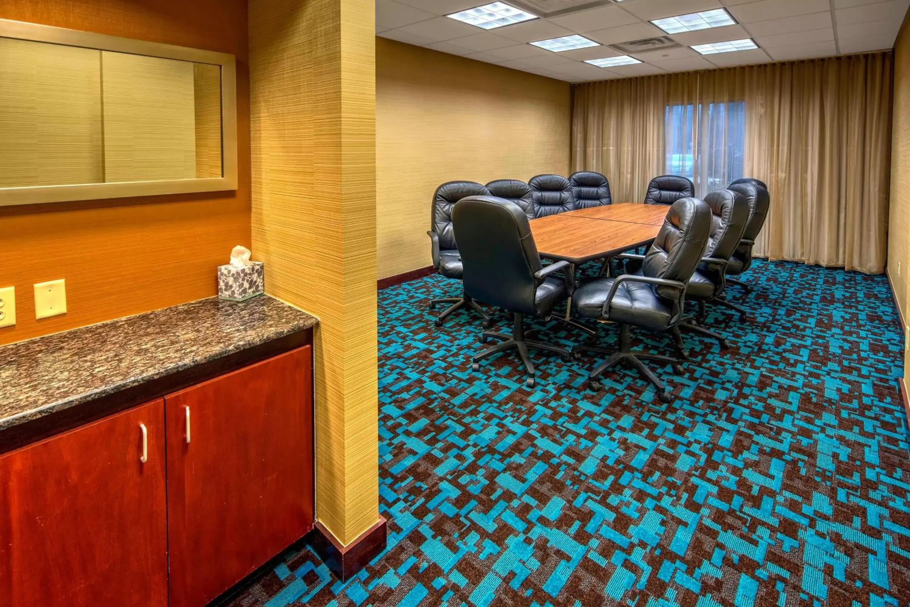 Meeting/conference room in Fairfield Inn and Suites by Marriott Austin Northwest/The Domain Area