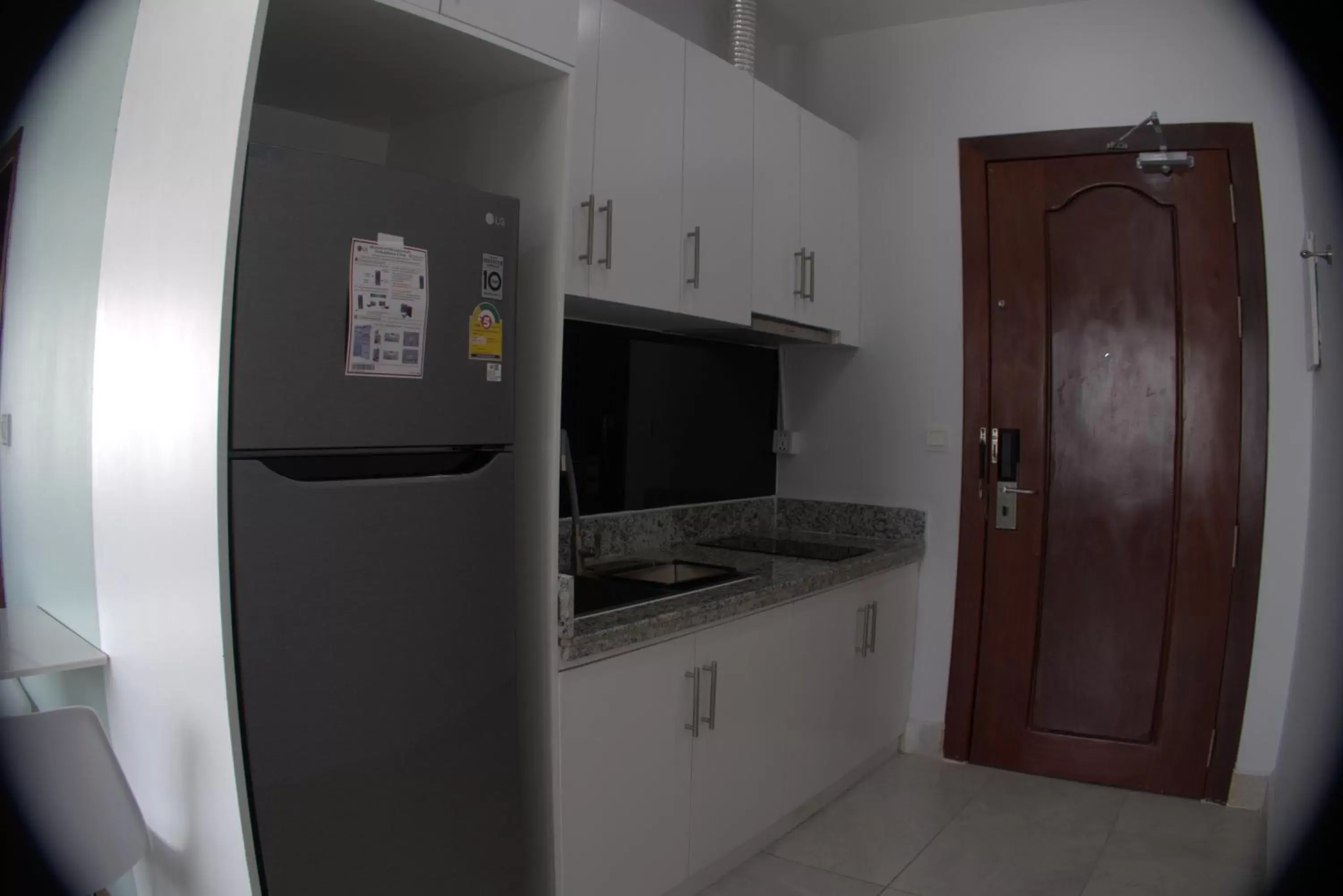 Kitchen or kitchenette, Kitchen/Kitchenette in Residence 110 (Hotel and Apartments)