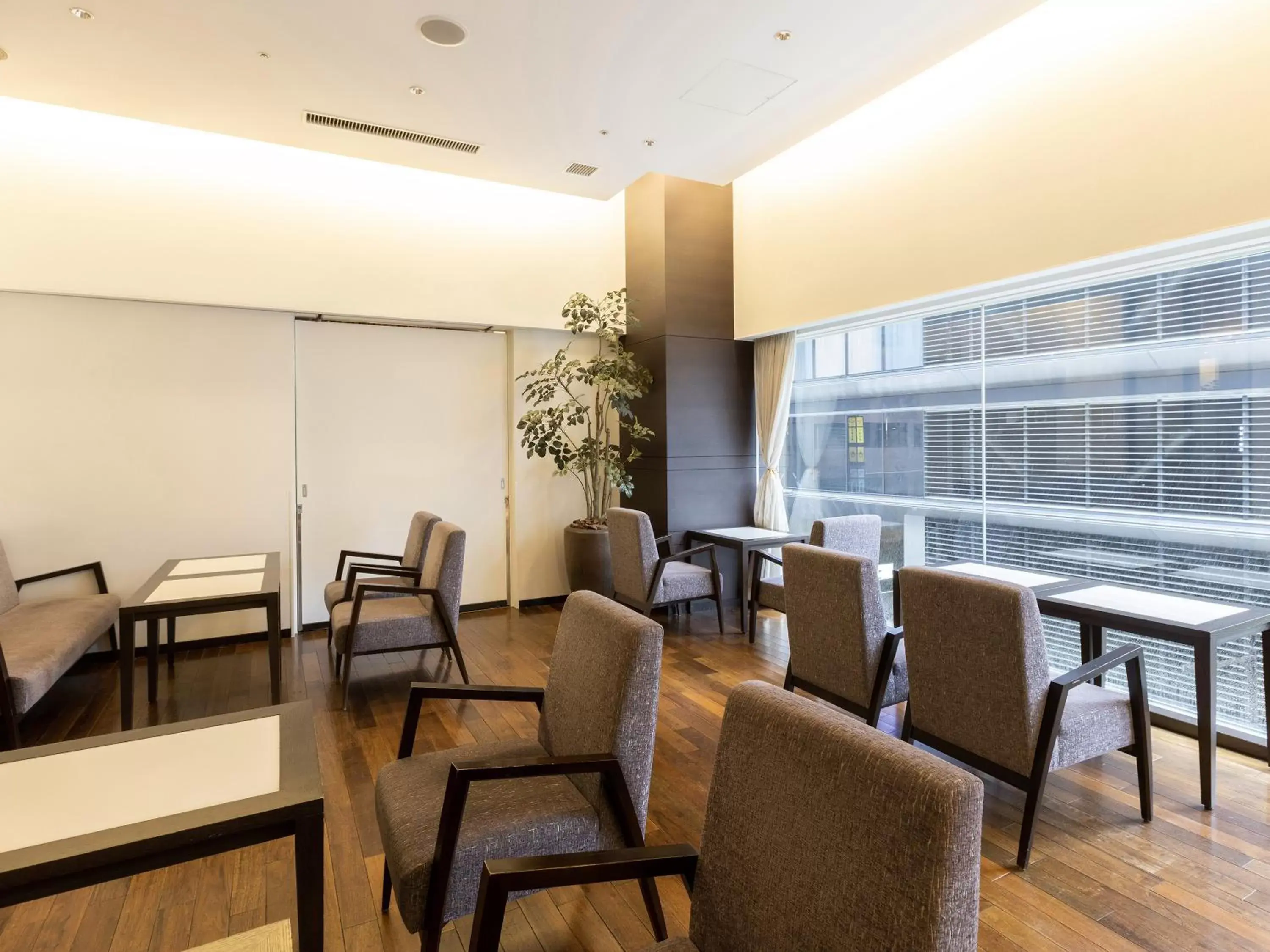 Lounge or bar, Restaurant/Places to Eat in Hotel Gracery Ginza