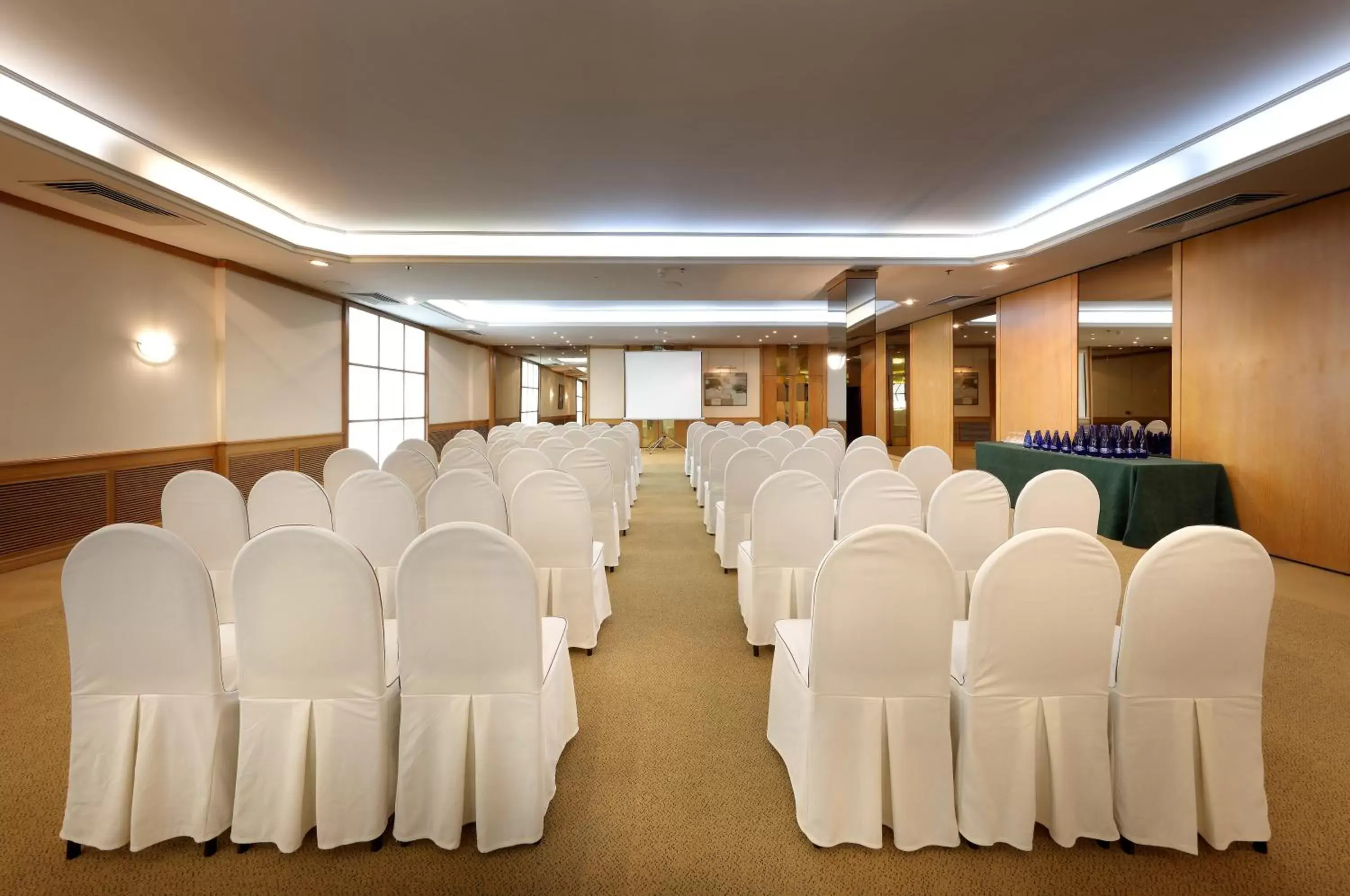 Banquet/Function facilities in Crisol Puerta de Burgos