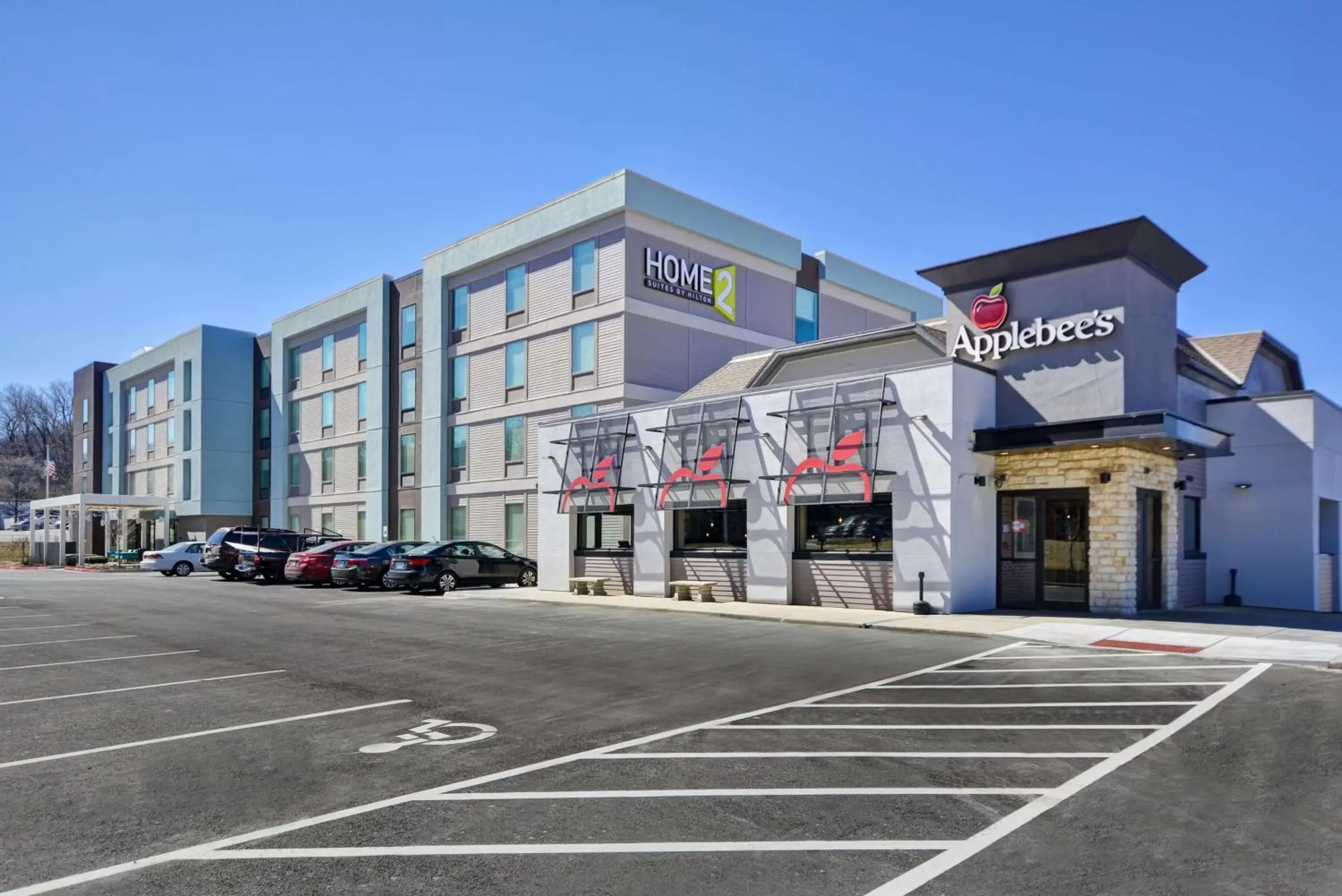 Restaurant/places to eat in Home2 Suites by Hilton Kansas City KU Medical Center Restaurant/places to eat in Home2 Suites by Hilton Kansas City KU Medical Center