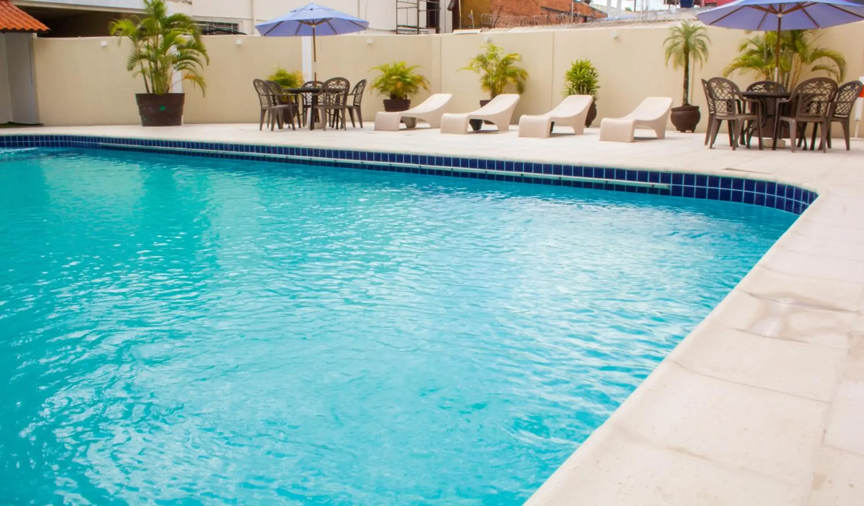 Swimming pool in Aguas do Iguaçu Hotel Centro Swimming pool in Aguas do Iguaçu Hotel Centro