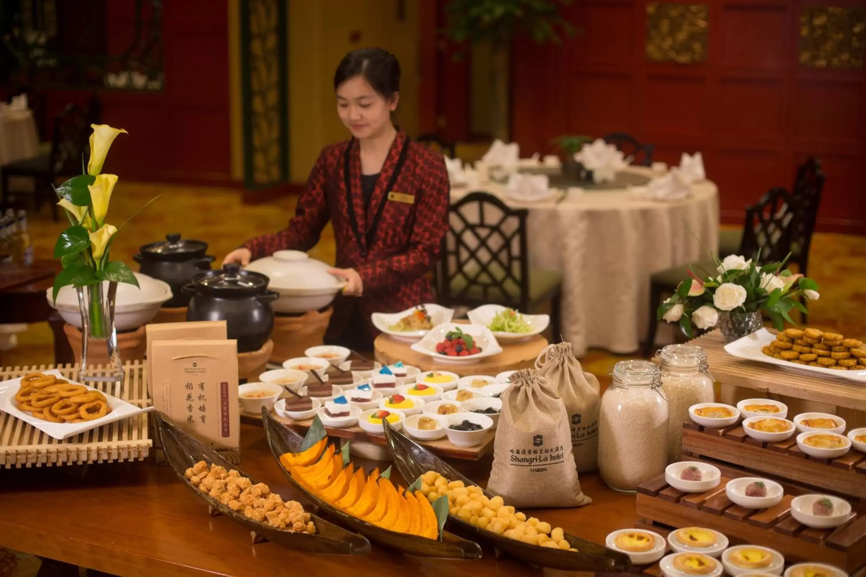 Food and drinks in Shangri-La Harbin