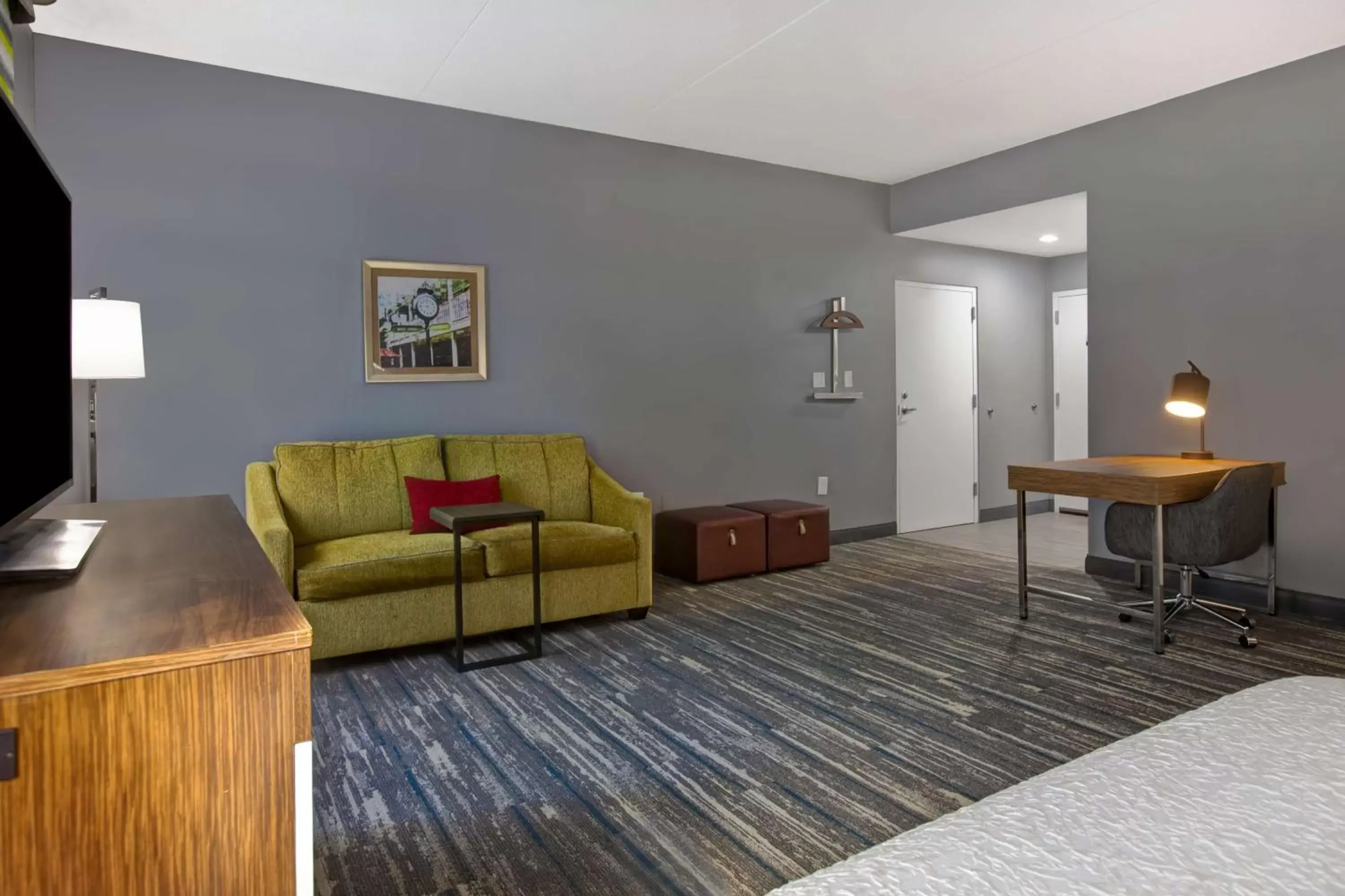 Living room, Seating Area in Hampton Inn Olive Branch