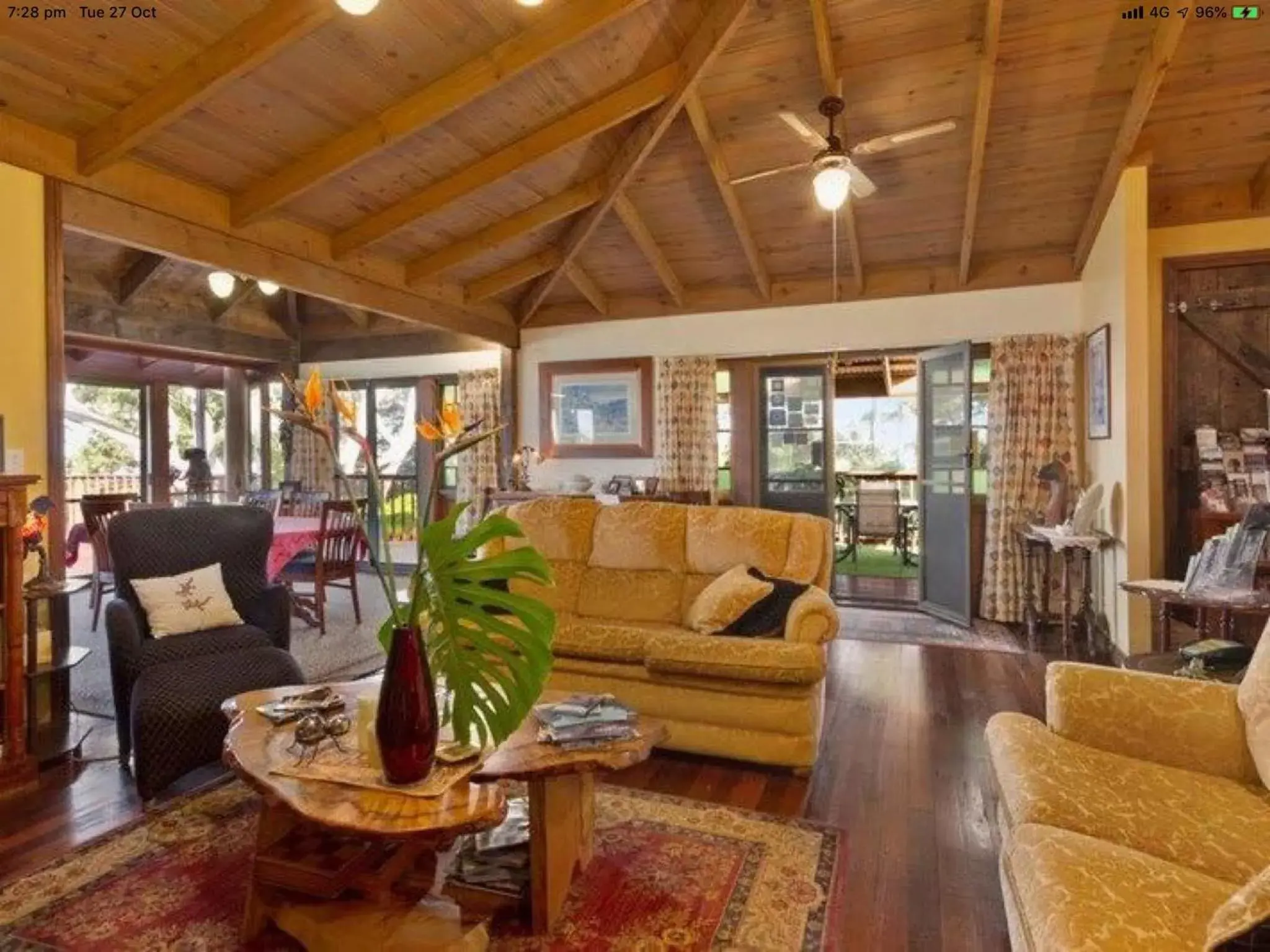 Seating Area in Tamborine Mountain Bed and Breakfast