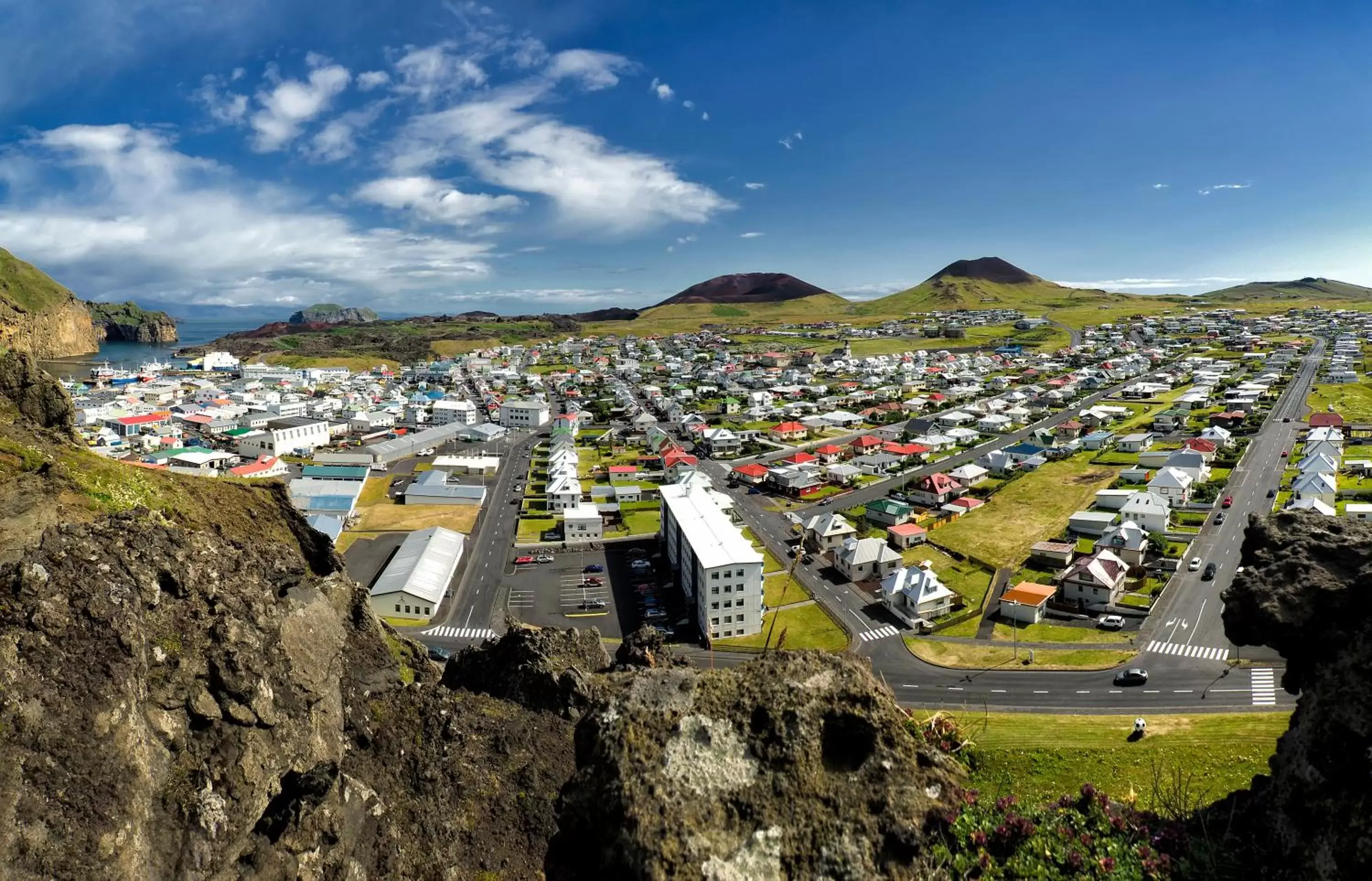 Hiking, Bird's-eye View in Hotel Vestmannaeyjar