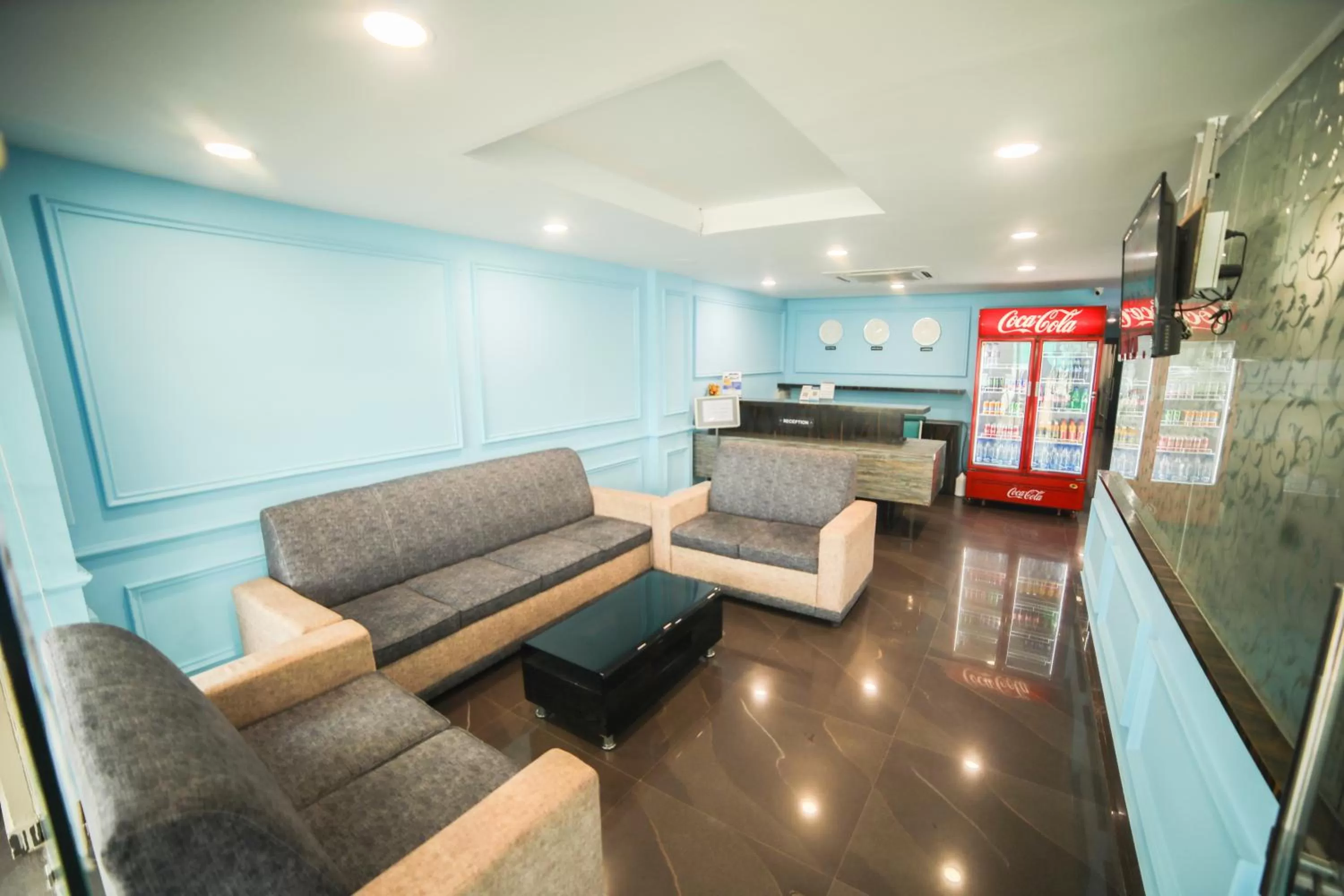 Lobby or reception, Lobby/Reception in Hotel Golden Leaves