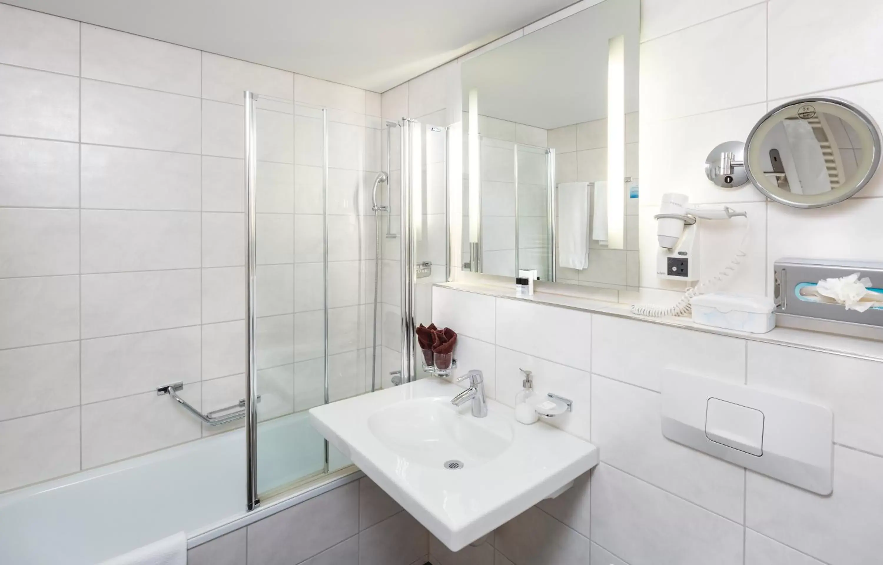 Bathroom in Seemöwe Swiss Quality Hotel