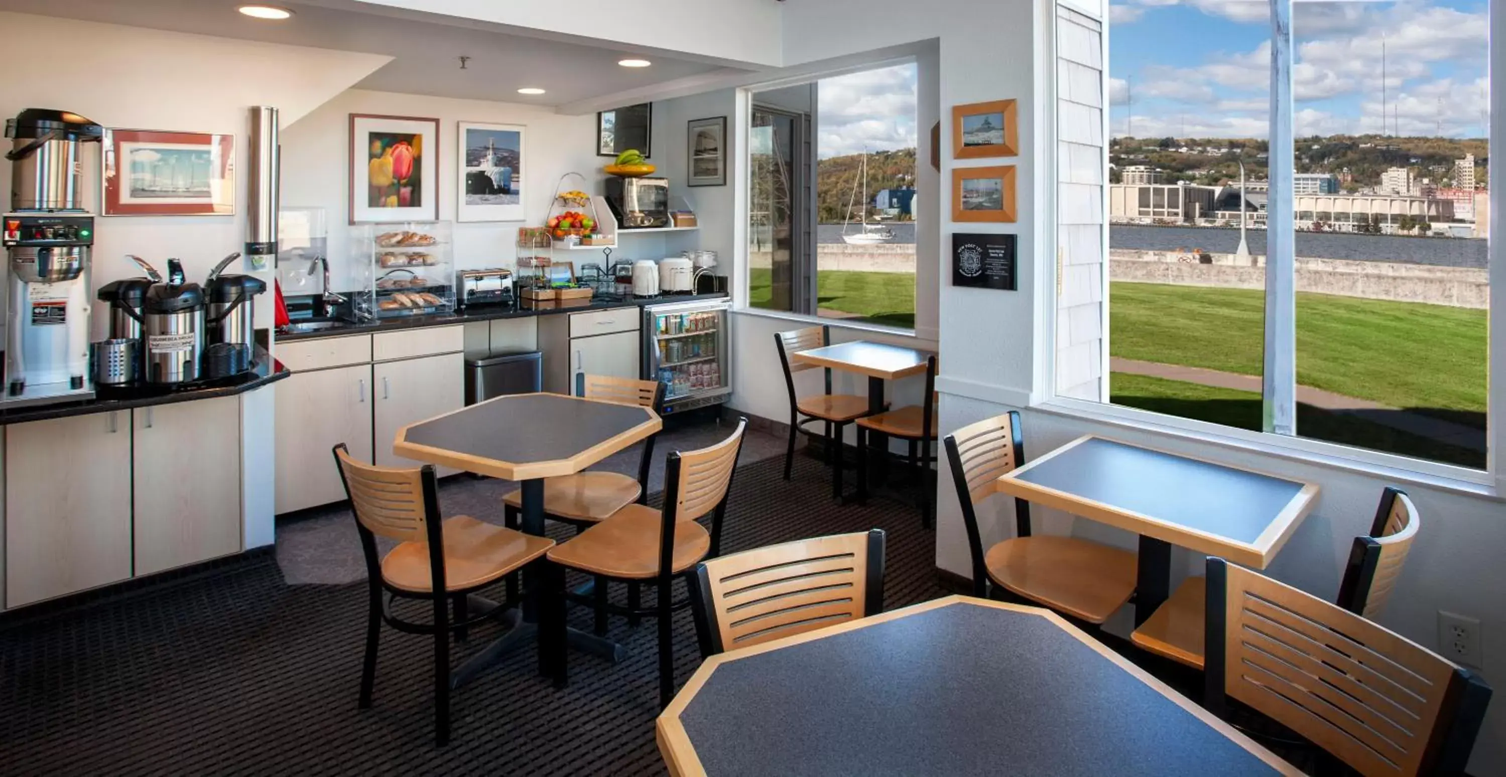 Breakfast in South Pier Inn Breakfast in South Pier Inn