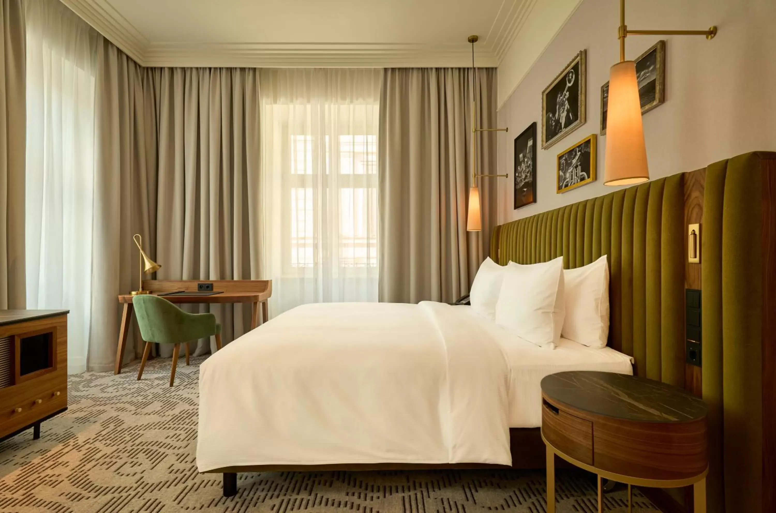 Bed in Hotel Saski Krakow Curio Collection by Hilton