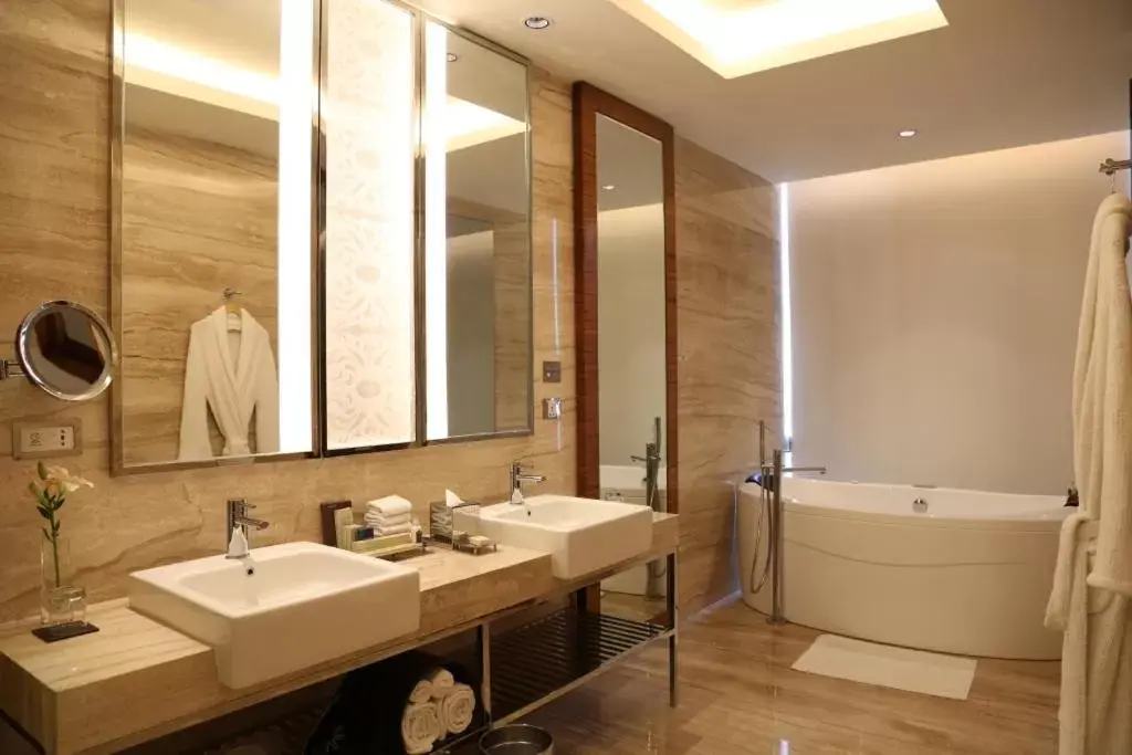 Bathroom in Taj City Centre Gurugram