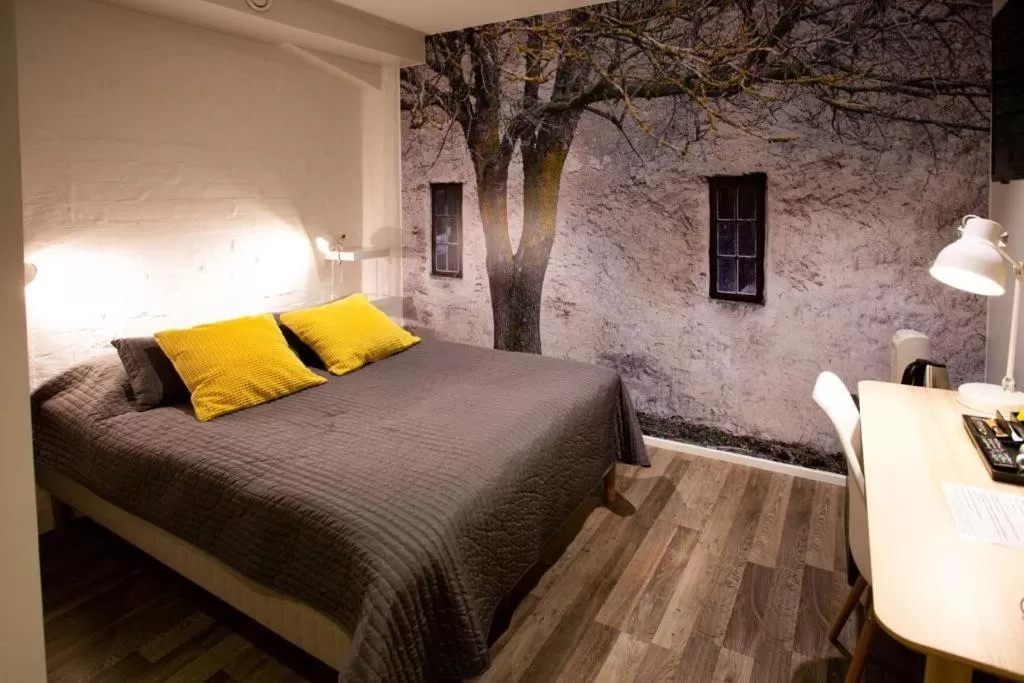 Photo of the whole room, Bed in Hotel Vanha Rauma