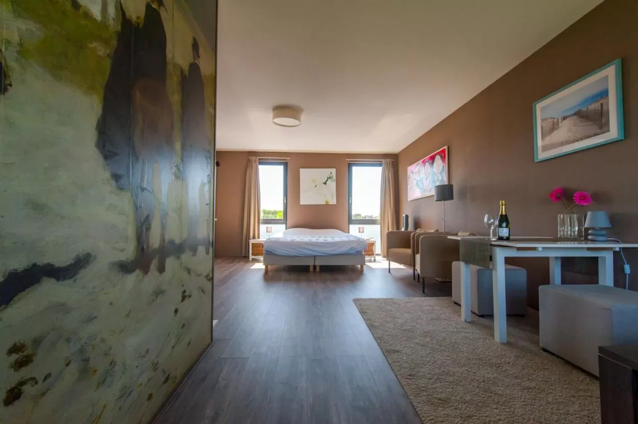 Property building in B&B Beach Inn