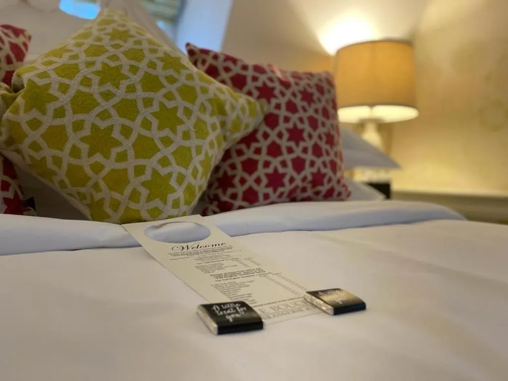 Bed in Le Bouchon Brasserie & Hotel