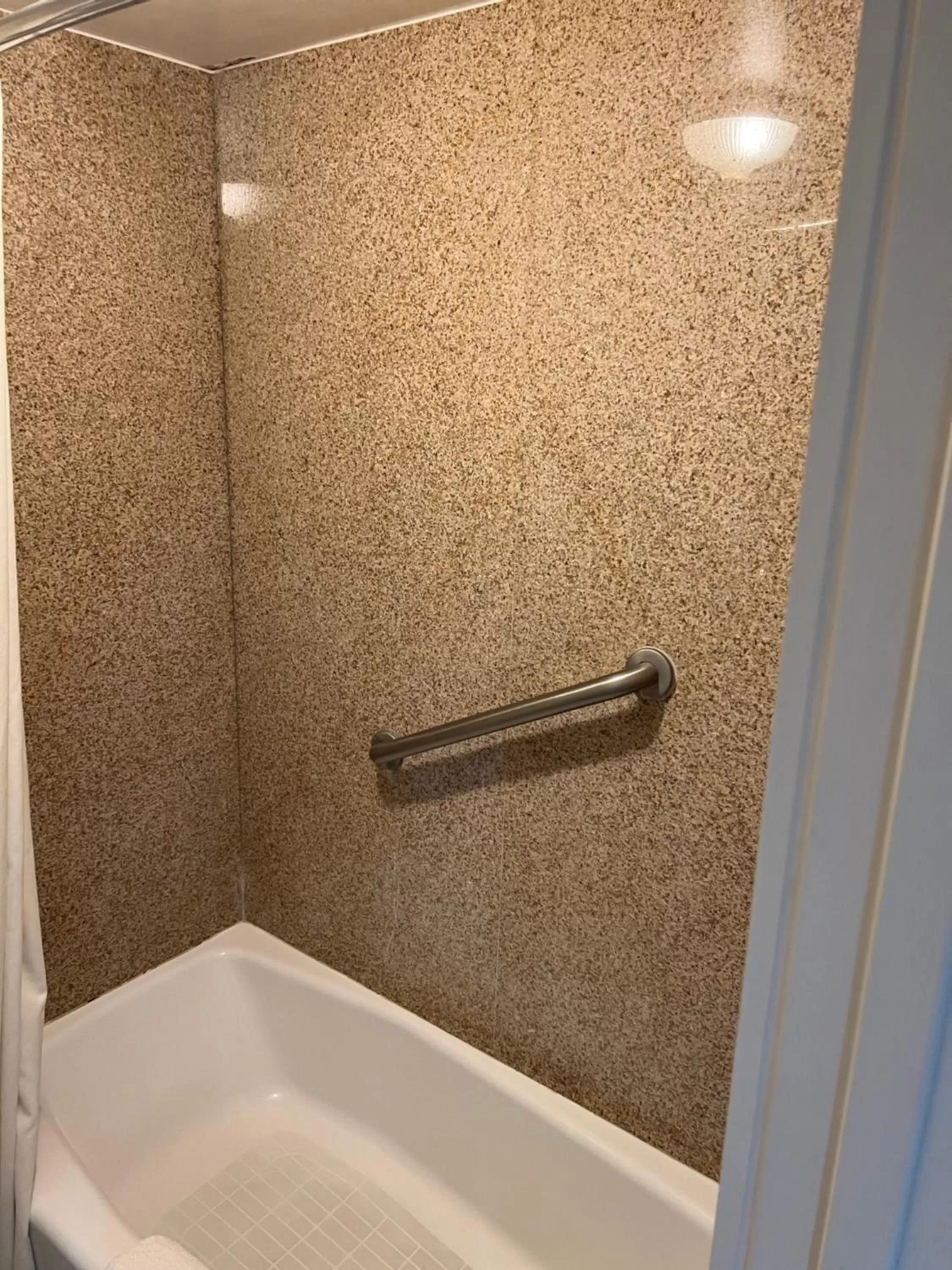 Travelodge by Wyndham Brea